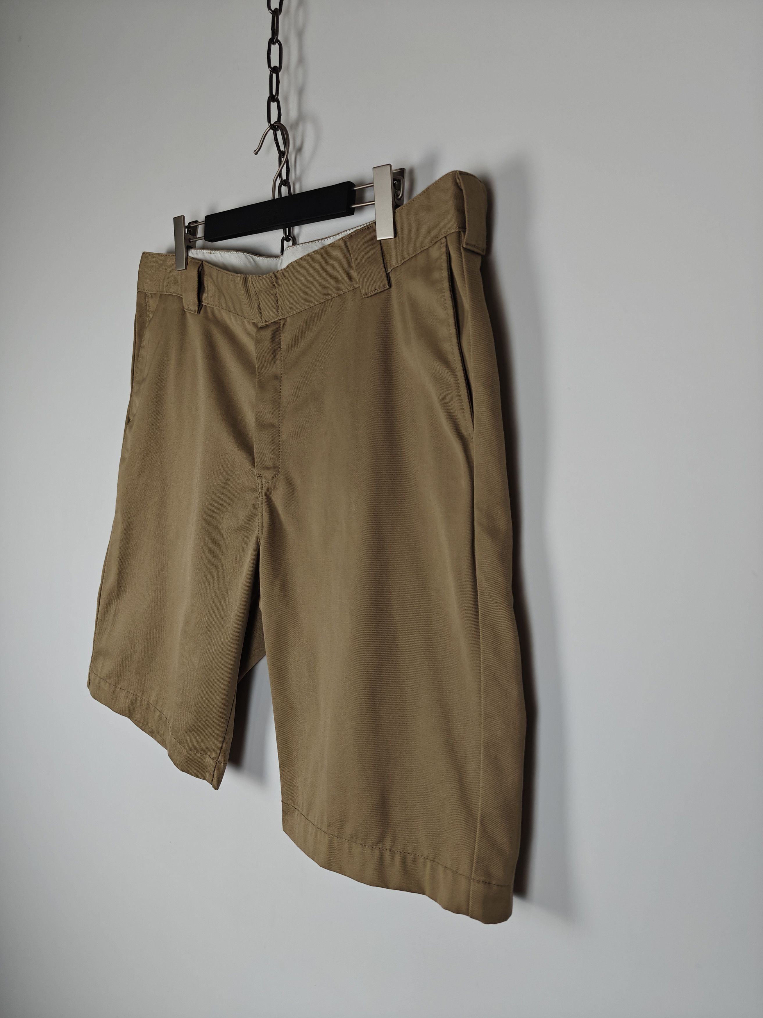 Carhartt Wip Carhartt Wip Master Shorts size 40 Size US 40 / EU 56 - 6 Thumbnail