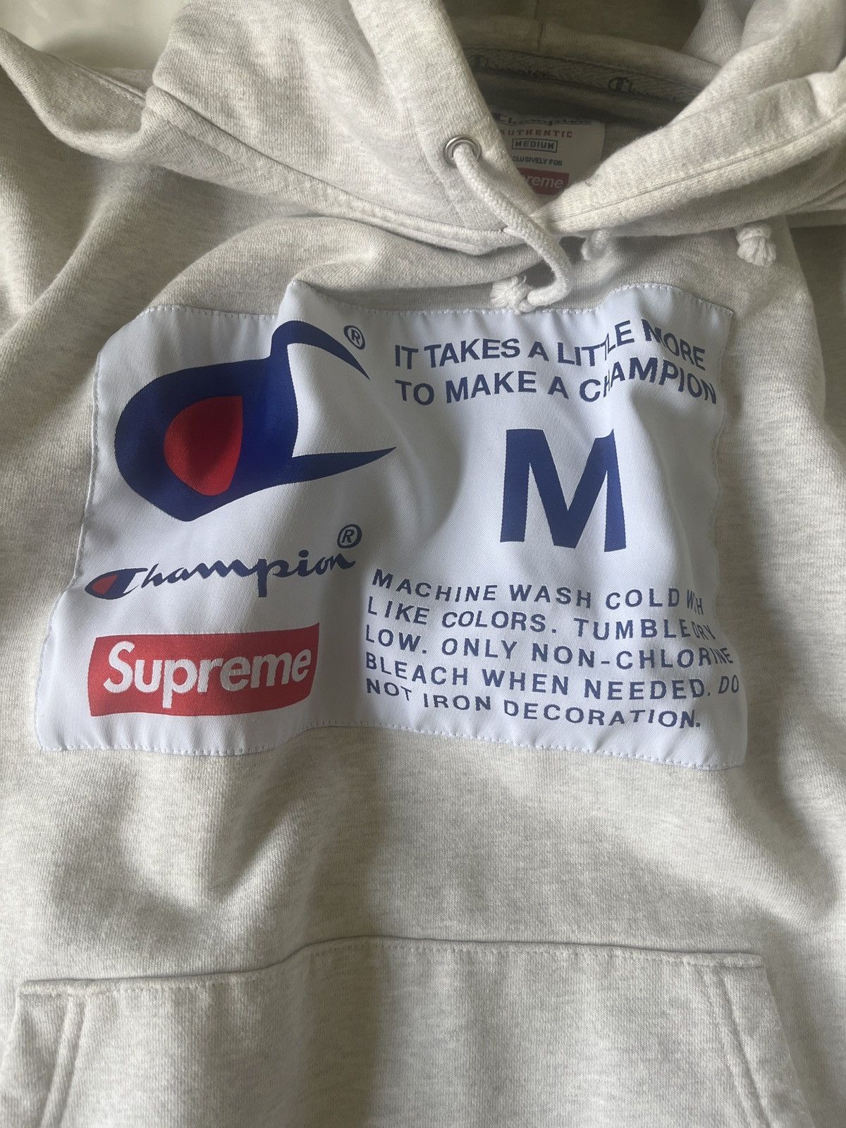 Supreme Used Supreme label hooded sweatshirt size medium Size US M / EU 48-50 / 2 - 2 Thumbnail