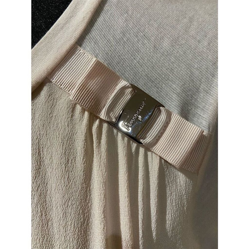 Salvatore Ferragamo Salvatore Ferragamo Women's XS Ivory Short Sleeve Blouse Size XS / US 0-2 / IT 36-38 - 2 Thumbnail