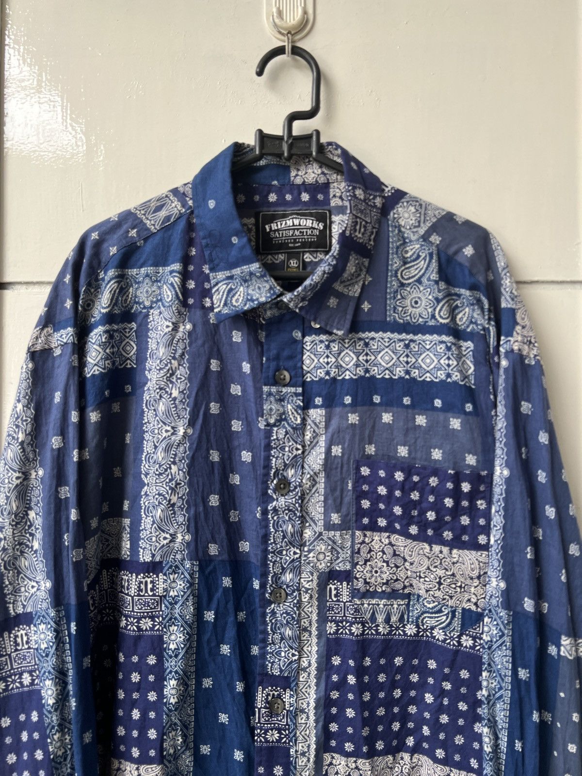 FrizmWORKS FREE TAX! Bandana Paisley Shirt Size US XL / EU 56 / 4 - 3 Thumbnail