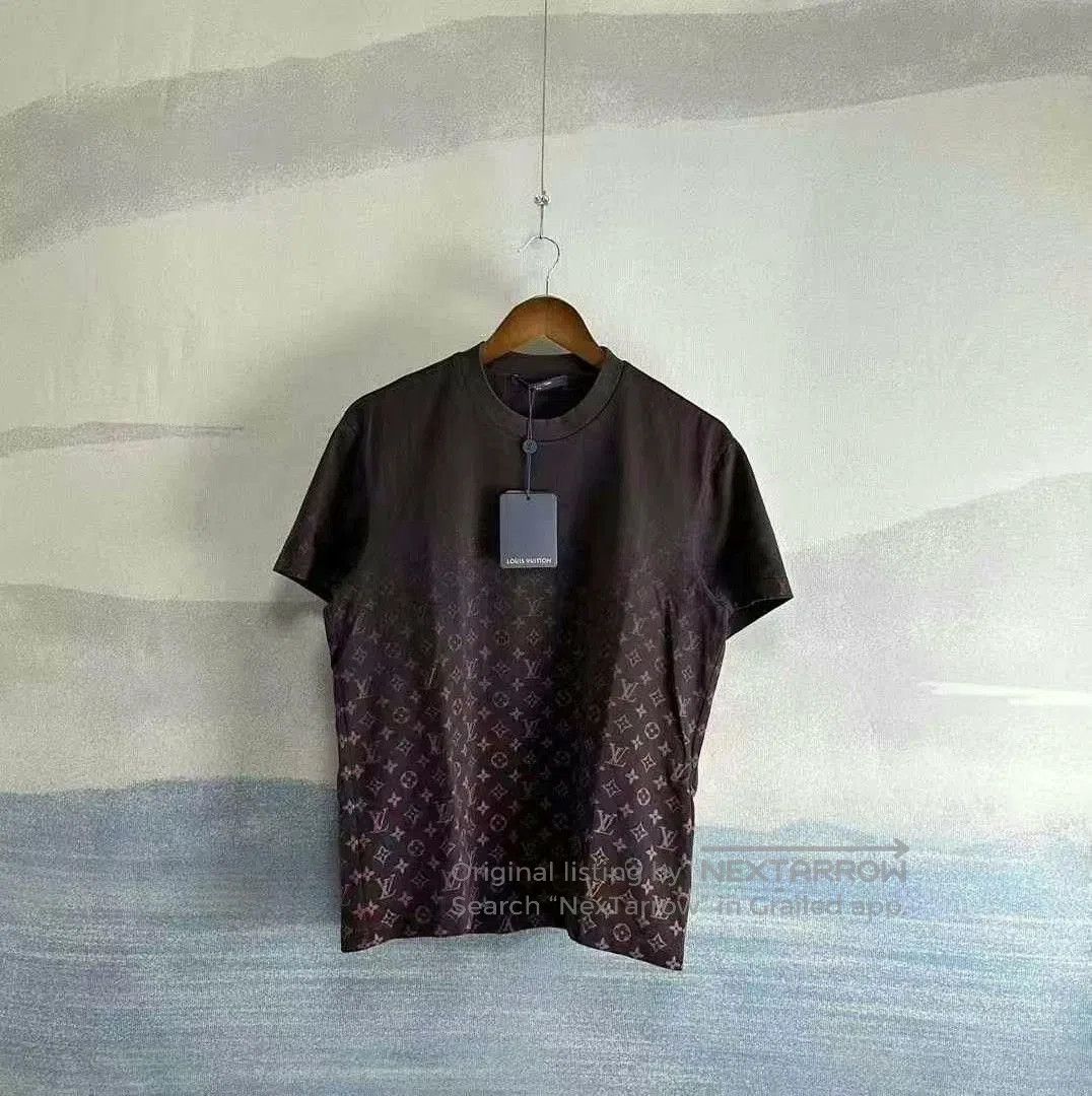 Louis Vuitton louis vuitton short sleeve gradient t-shirt. Size US S / EU 44-46 / 1 - 1 Thumbnail