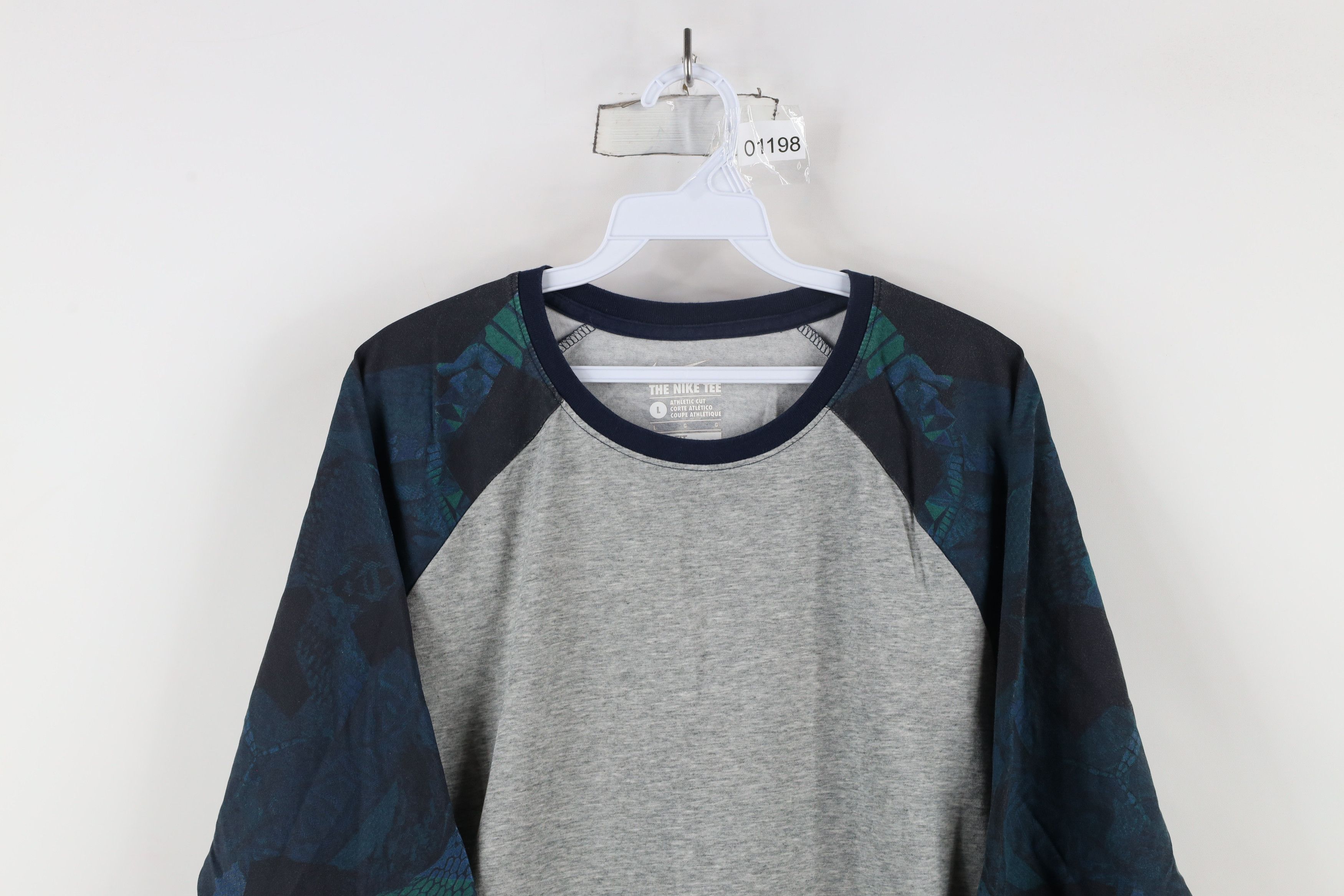 Nike × Vintage Vintage Nike Mamba Snakeskin 3/4 Sleeve Raglan T-Shirt Size US L / EU 52-54 / 3 - 2 Thumbnail
