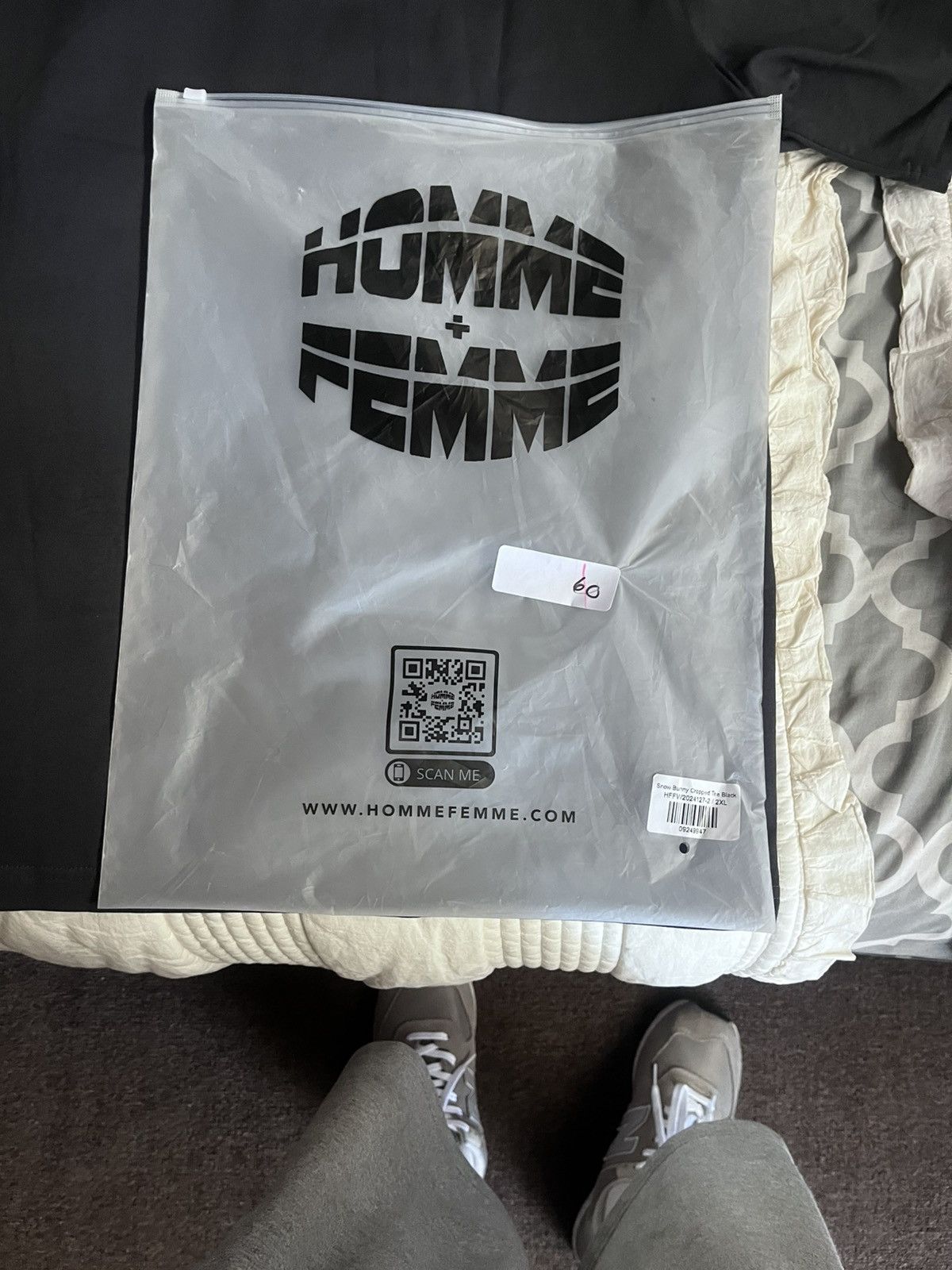 Homme + Femme La Homme femme Snow Bunny she loves the snow Size US XXL / EU 58 / 5 - 4 Thumbnail
