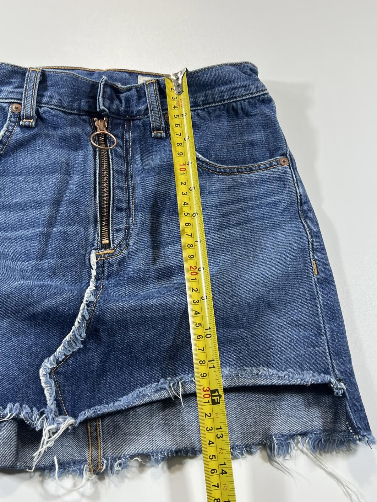 Rag & Bone rag & bone Denim Mini Skirt Size 25 Size 42" / US 20 - 3 Thumbnail
