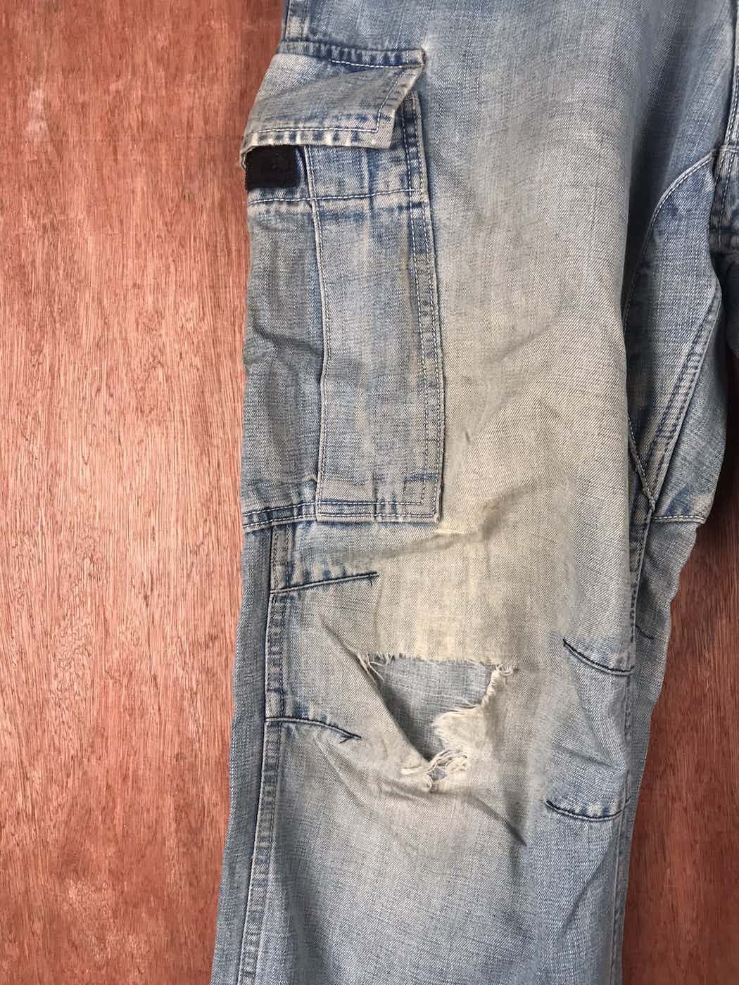 Blue Blue Japan Blue Blue Japan Distress Denim cargo Pants #2285DLAL Size US 32 / EU 48 - 4 Thumbnail