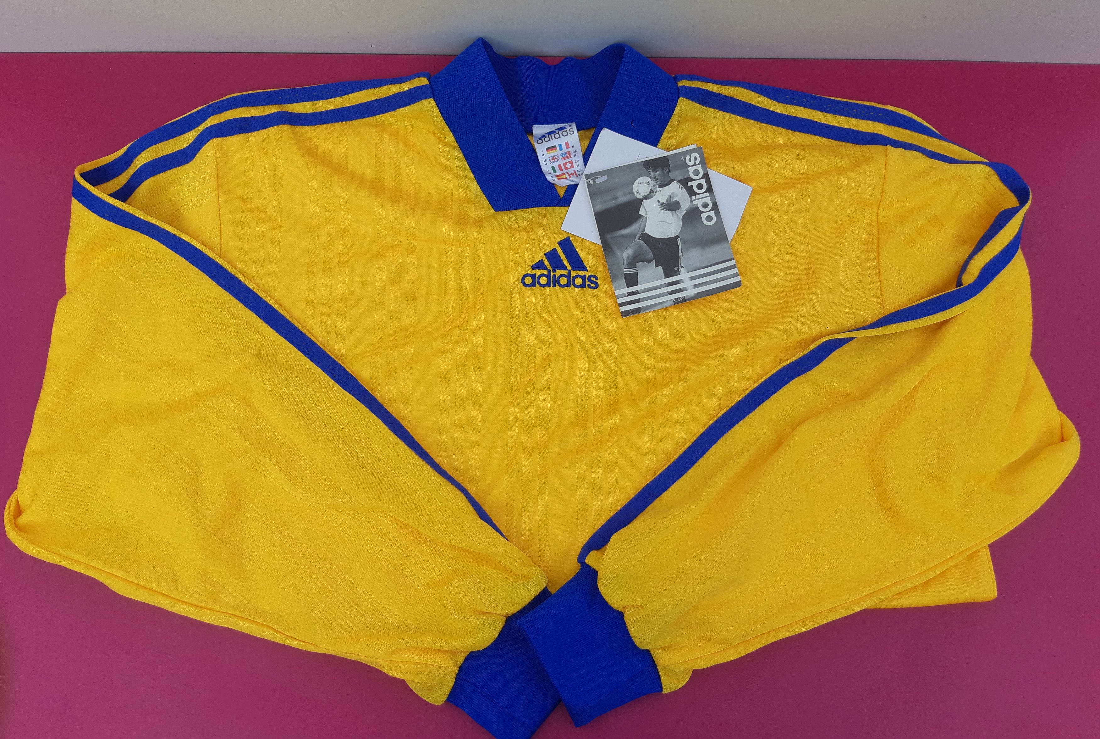 Adidas Vintage 90s ADIDAS Soccer Jersey Made in Tunisia size M NWT Size US M / EU 48-50 / 2 - 3 Thumbnail