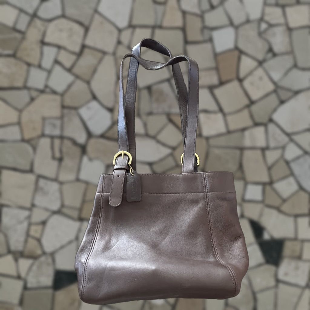 Vintage Coach Waverly Shoulder Bag Purse Medium Brown Leather Made In Usa, Adjustable Strap, Gold Hardware, Designer Americana, Womens
