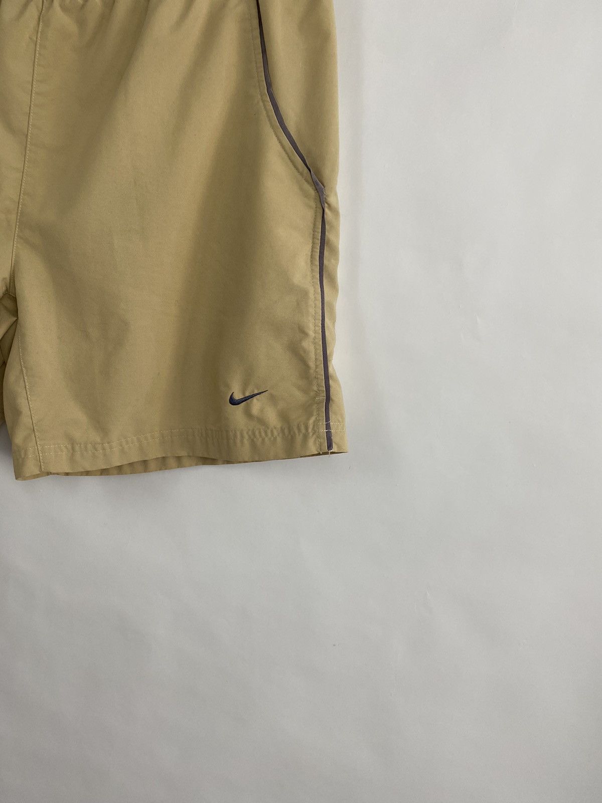 Nike 🇺🇸 Vintage 90s Nike Nylon shorts swoosh logo street wear dril Size US 34 / EU 50 - 3 Thumbnail