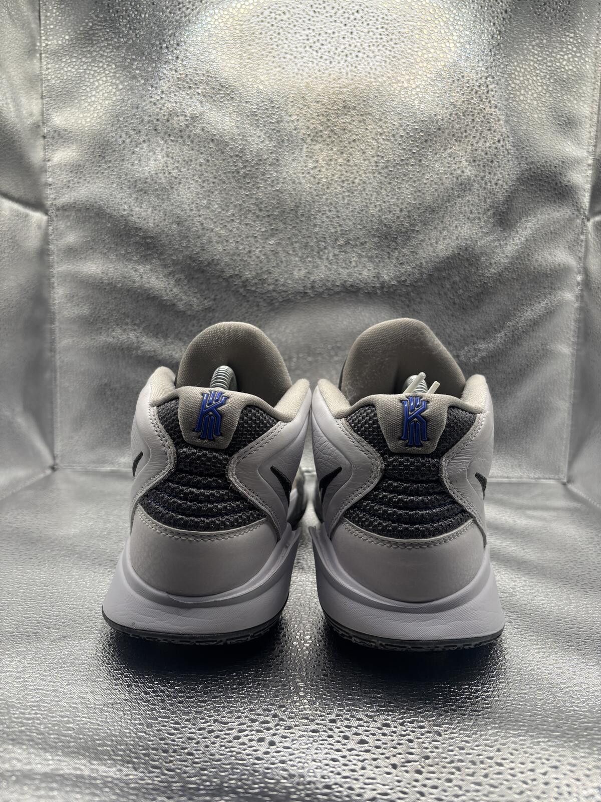 Nike Nike Kylie infinity smoke and mirrors Size US 7.5 / EU 40-41 - 4 Thumbnail