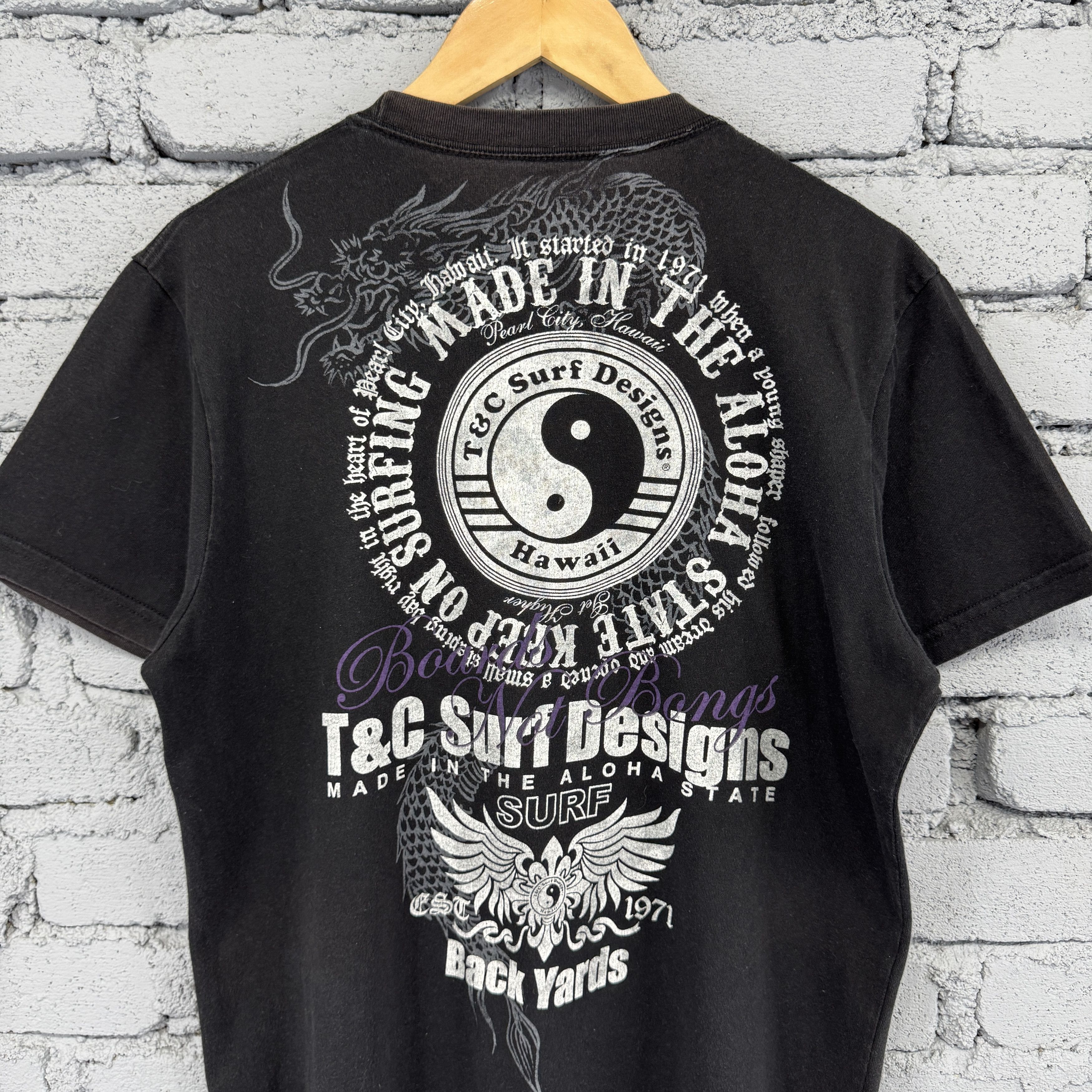 Vintage Vintage 00s T&C Surf Design Hawaii Dragon Backhit Tshirt Size US M / EU 48-50 / 2 - 3 Thumbnail