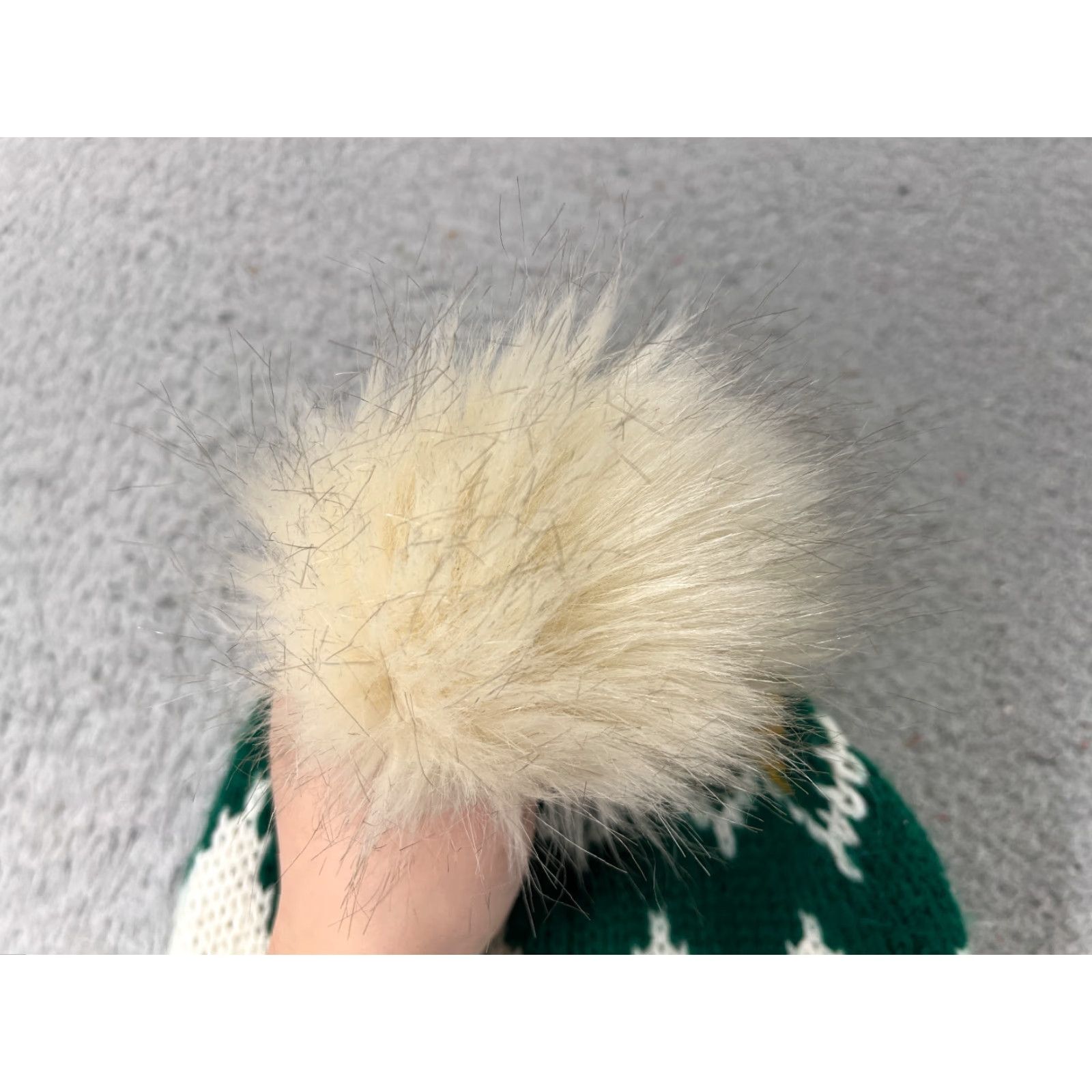 Vintage Flystpp Beanie Womens One Size Green White Chevron Knit Wool Blend Pom Hat Size ONE SIZE - 3 Thumbnail