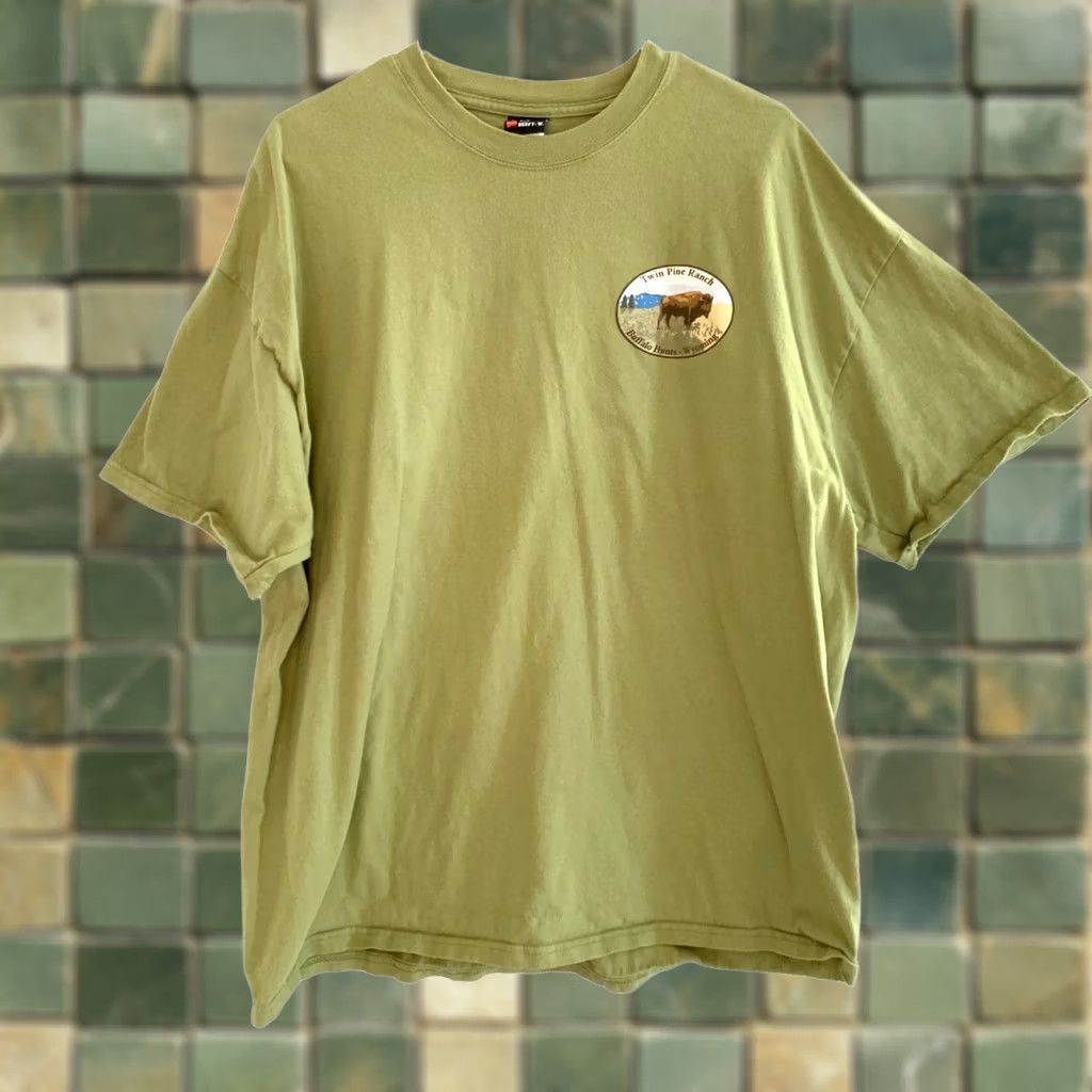 Hanes Hanes Buffalo Hunts Wyoming Tee T-Shirt Shirt Mens 2XL Green 100% Cotton Crew Neck Short Sleeve Outdoor Vintage? Size US XXL / EU 58 / 5 - 1 Thumbnail