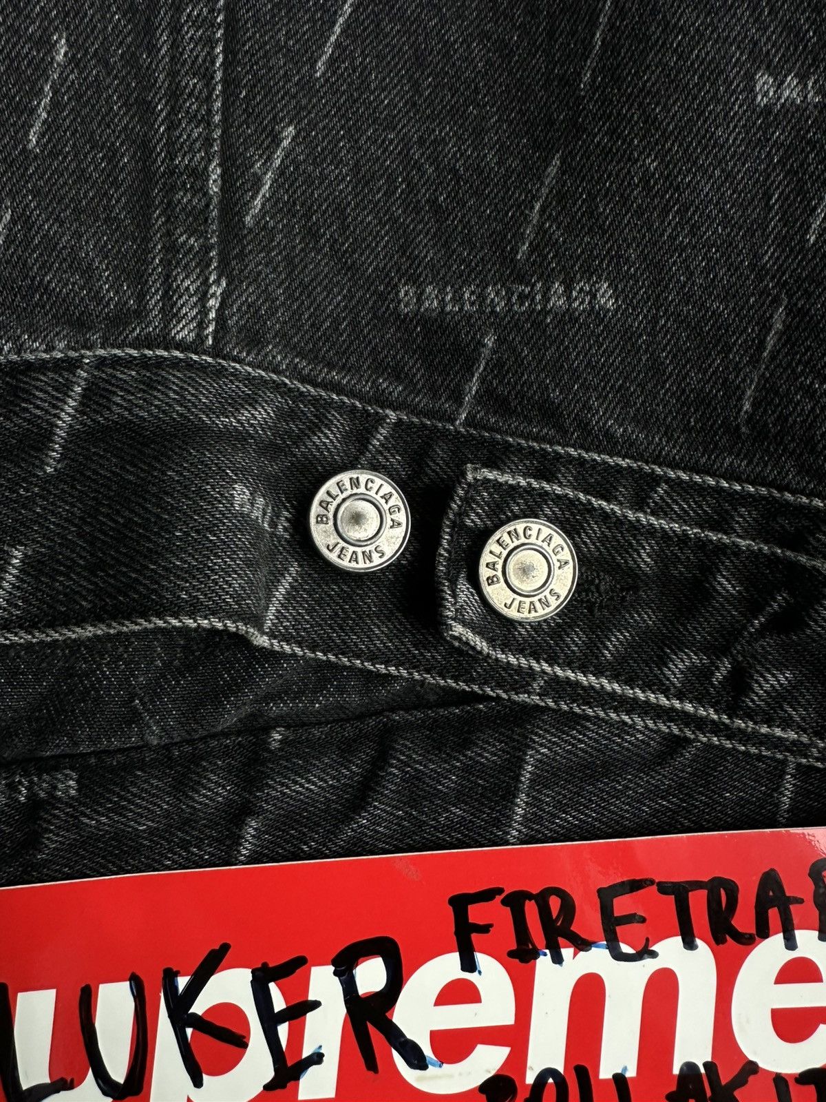 Balenciaga Balenciaga Oversized Stonewashed Logo Size US XL / EU 56 / 4 - 11 Thumbnail