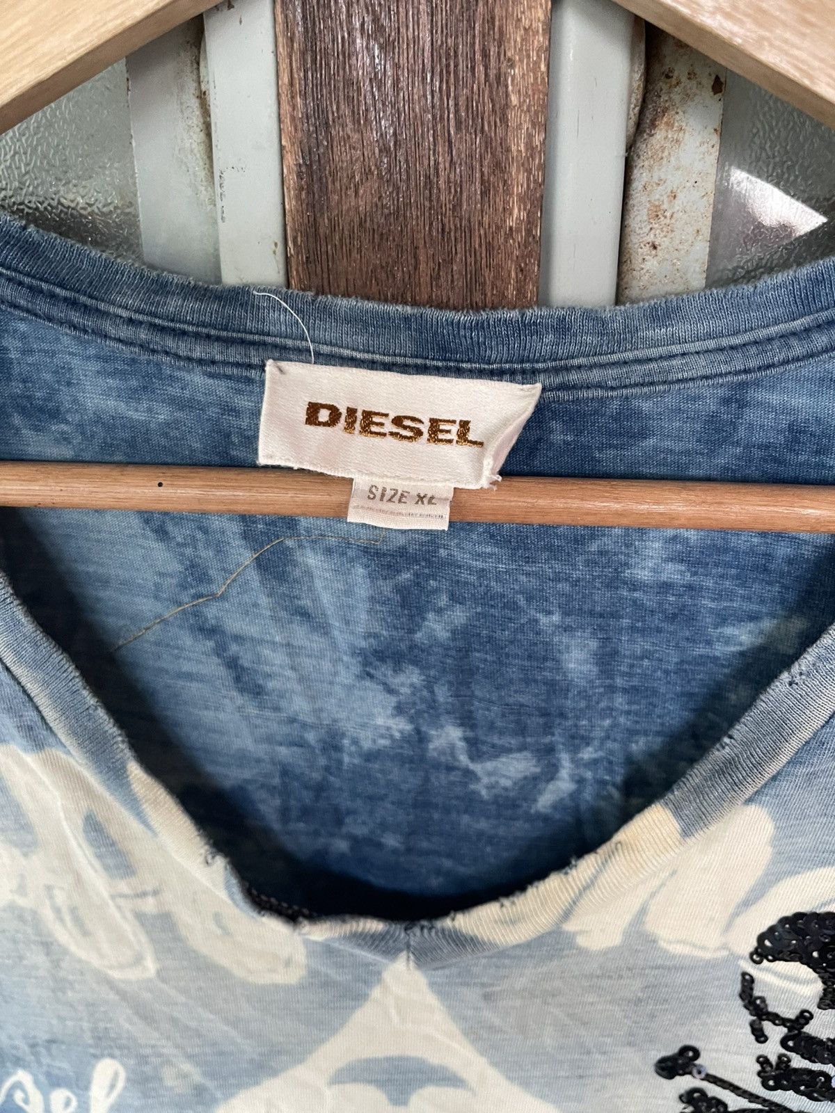 Diesel Vintage Diesel VNeck Distressed Skull Design Shirt Tee Size US XL / EU 56 / 4 - 12 Thumbnail