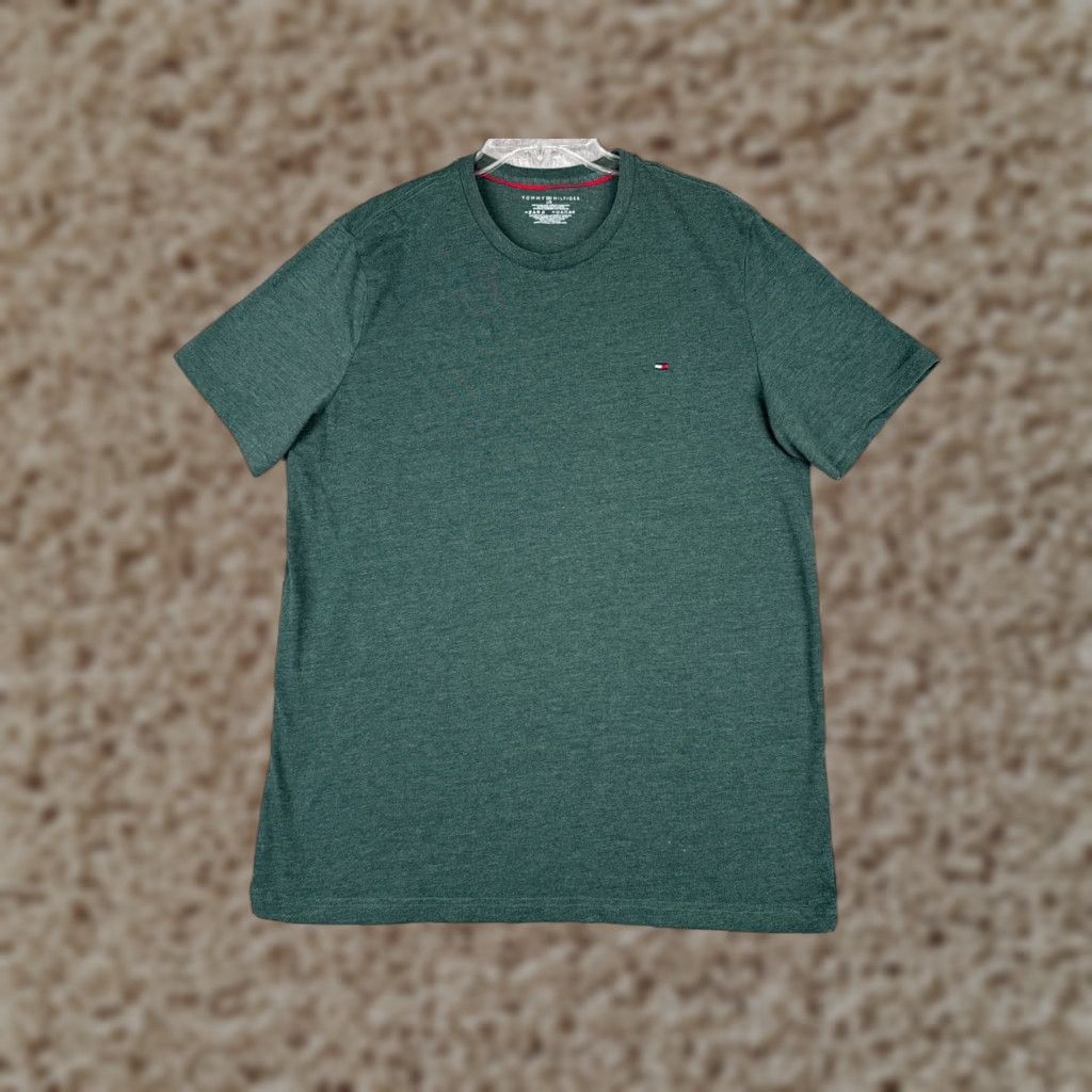 Tommy Hilfiger Tommy Hilfiger Shirt Adult Large Green Short Sleeve Crew Neck Cotton Blend Logo Size US L / EU 52-54 / 3 - 1 Thumbnail