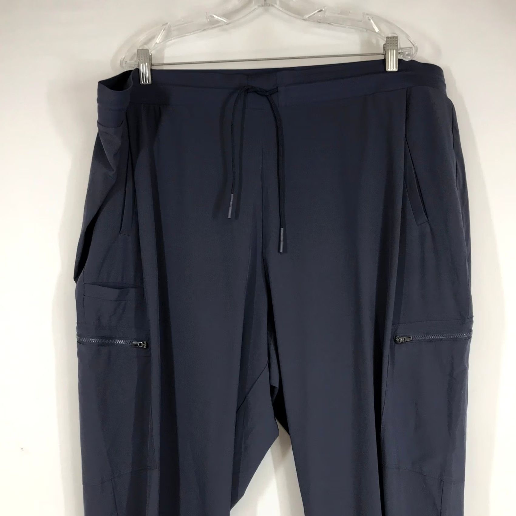 Athleta Athleta Venture Pant Womens 24 Navy Blue Cargo Jogger Travel Commuter Pants Size 42" / US 20 - 2 Thumbnail