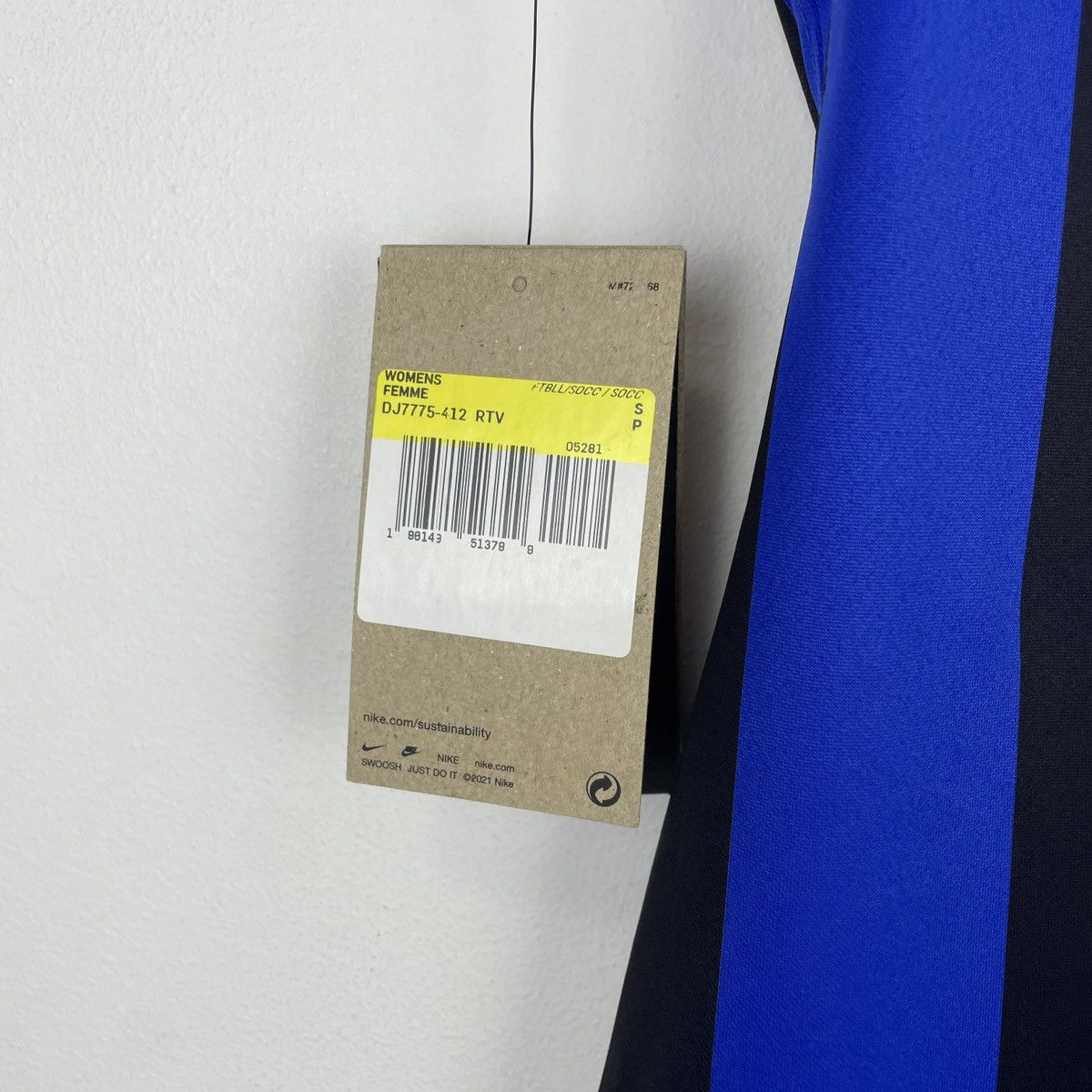 Nike Inter Milan Lautaro Martinez Home Jersey Women’s 2022/2023 Size S / US 4 / IT 40 - 11 Thumbnail