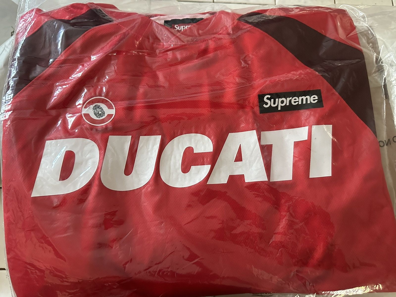 Supreme Ducati Soccer Jersey RED Sサイズ