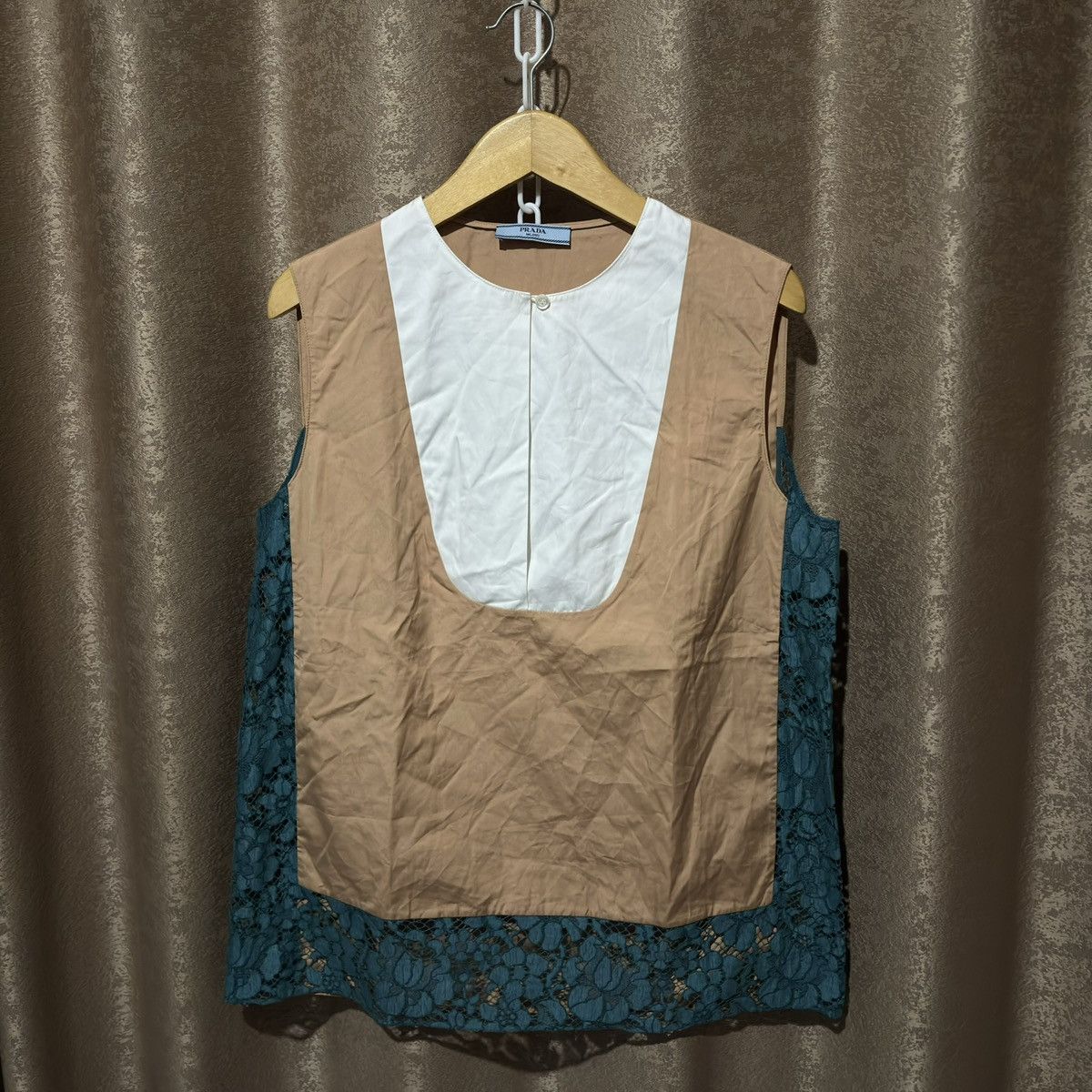 Prada Cotton Floral Lace Trim Sleeveless Blouse Size M / US 6-8 / IT 42-44 - 1 Thumbnail