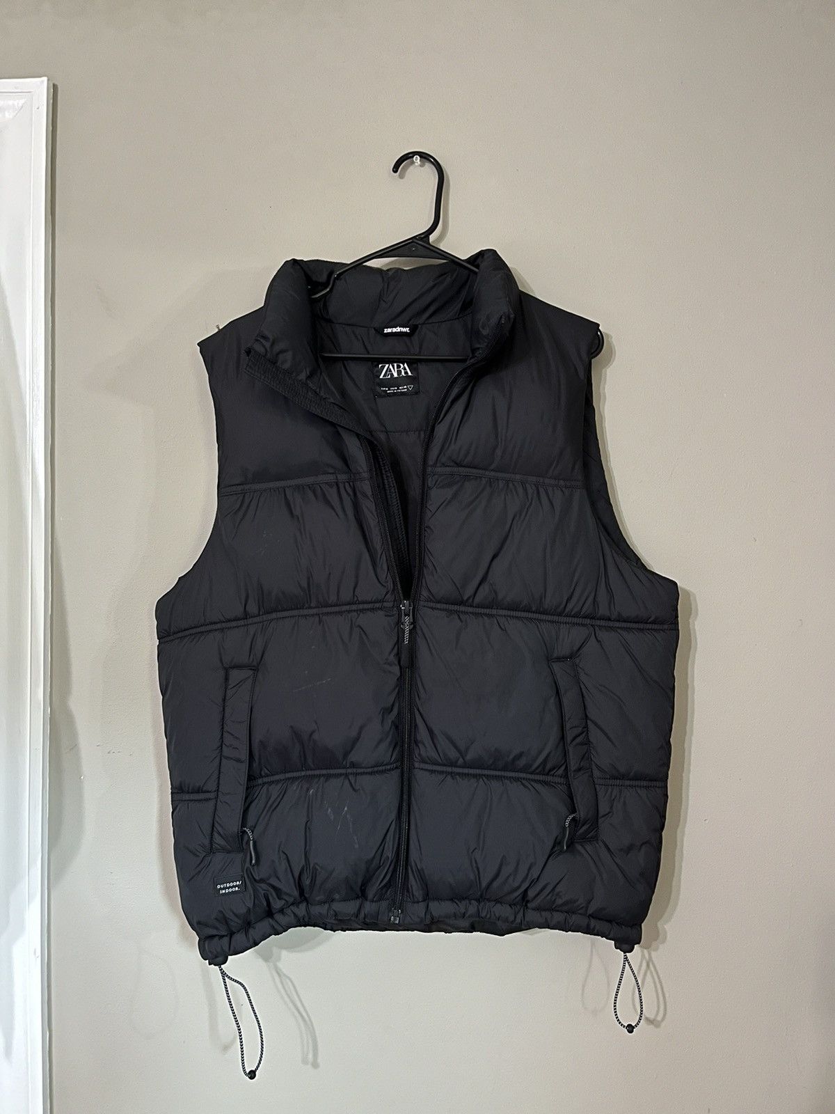 Zara Zara Black Puffer Vest Grailed