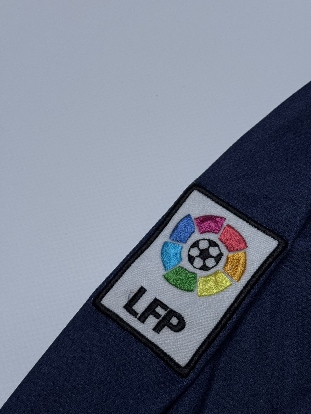 Nike Vintage Nike FC Barcelona longsleeve jersey swag blokecore Size US S / EU 44-46 / 1 - 6 Thumbnail