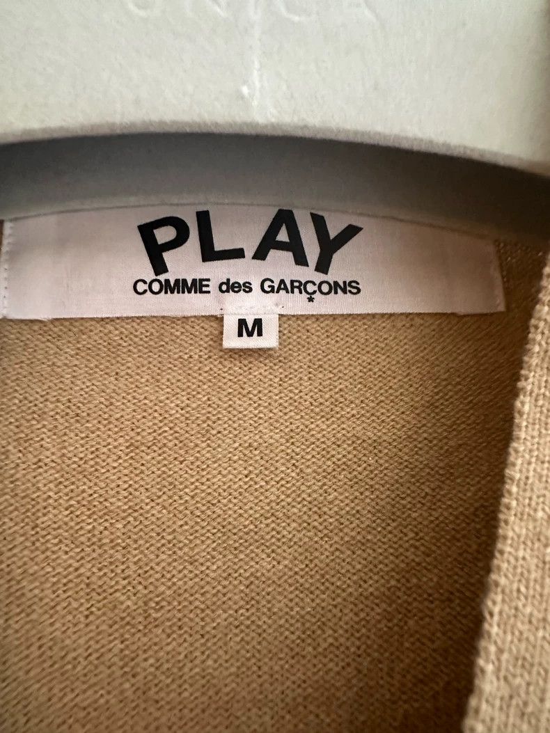 Comme des Garcons Comme Des Garcons Wool Cardigan Camel V-Neck Knit Size US M / EU 48-50 / 2 - 6 Thumbnail