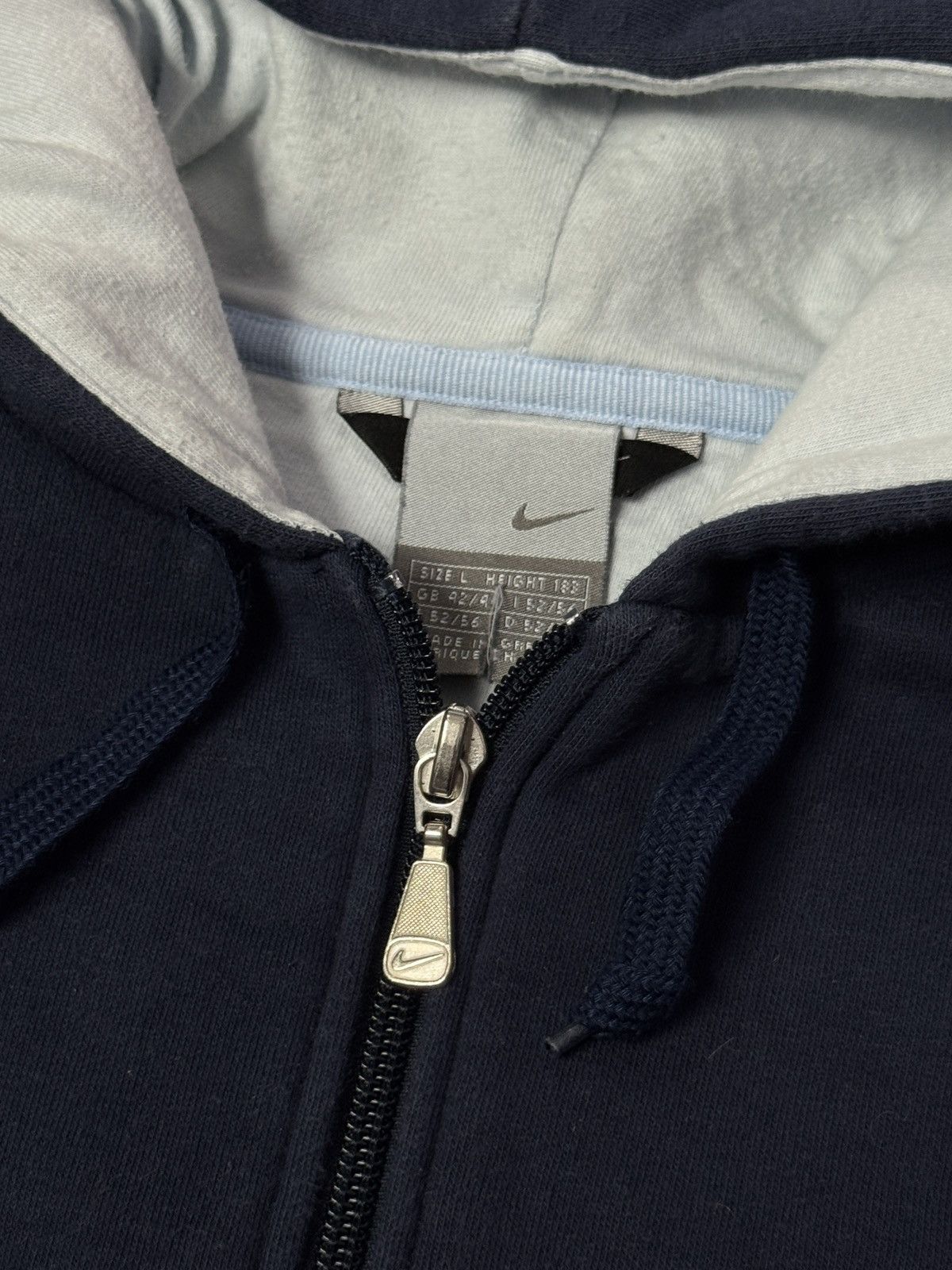 Nike Vintage Nike Airmax Zip Hoodie Size US L / EU 52-54 / 3 - 7 Thumbnail