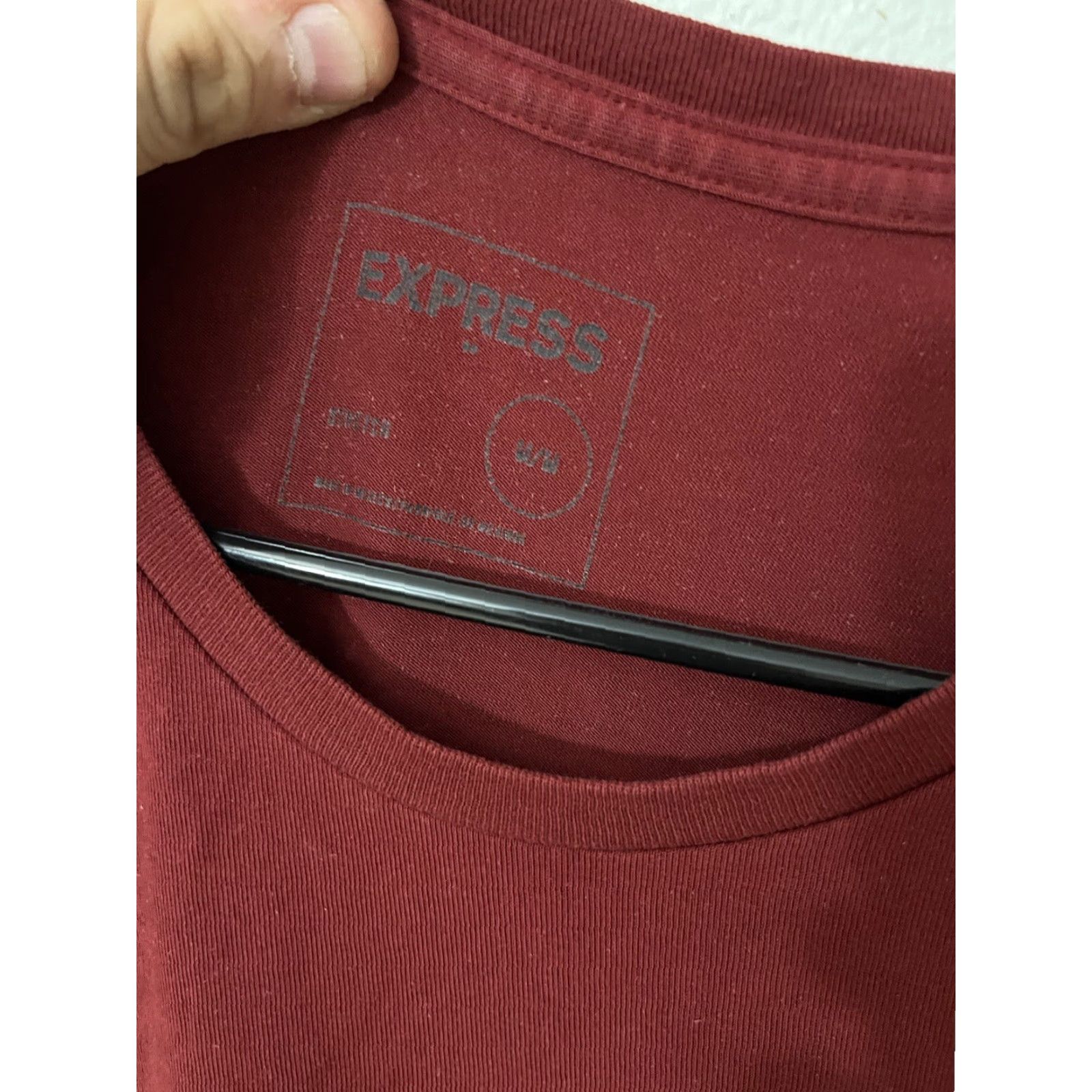 Express Express Shirt Men M Red Logo Graphic T-Shirt, Express Outlet, Short Sleeve, V-Neck, 100% Cotton, Slim Fit, Regular Size, Size M, Men’s Crew Neck Shirt Size US M / EU 48-50 / 2 - 2 Thumbnail