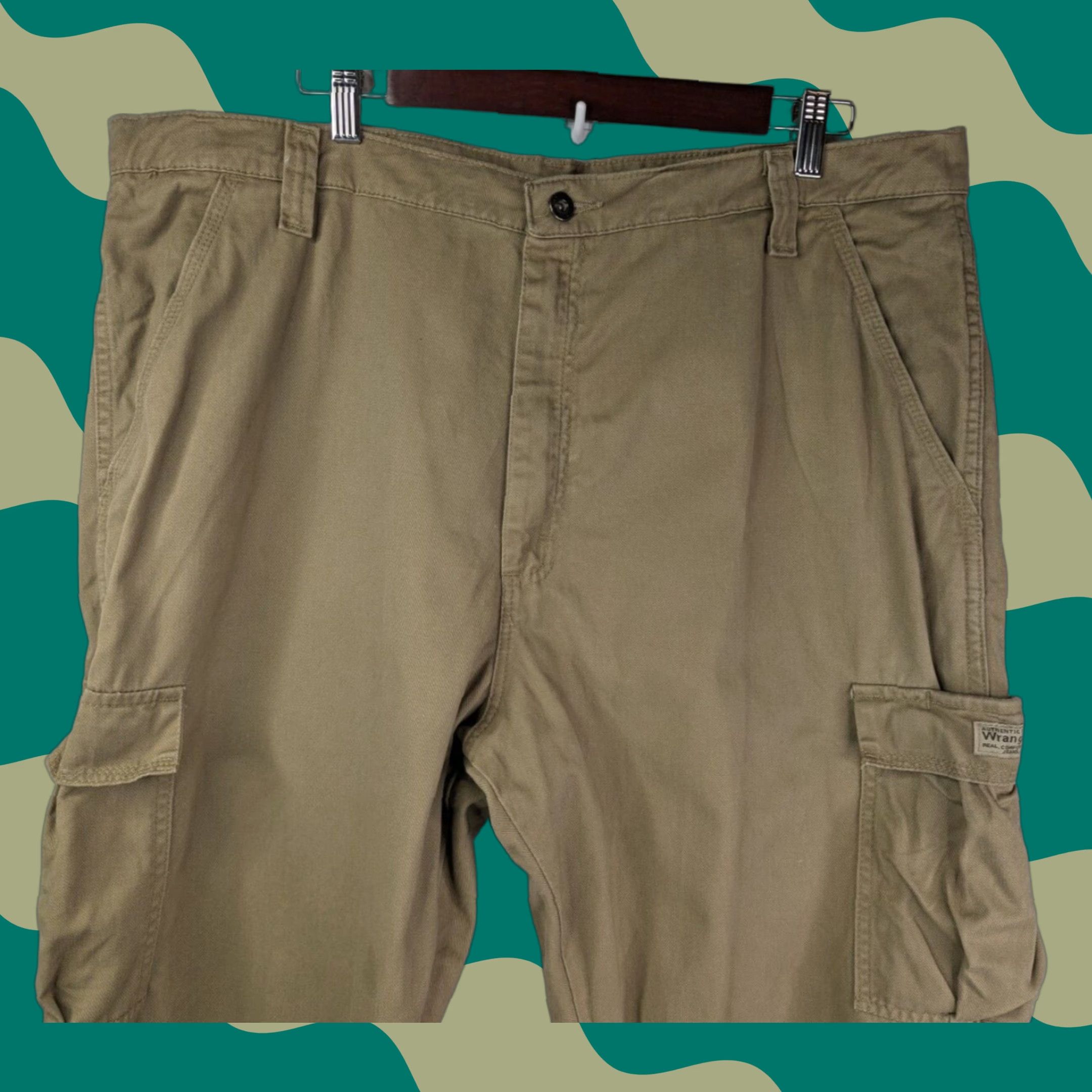 Wrangler Wrangler Legacy Cargo Beige Twill Pants Men 40x32 Straight Leg Workwear Size US 40 / EU 56 - 1 Thumbnail