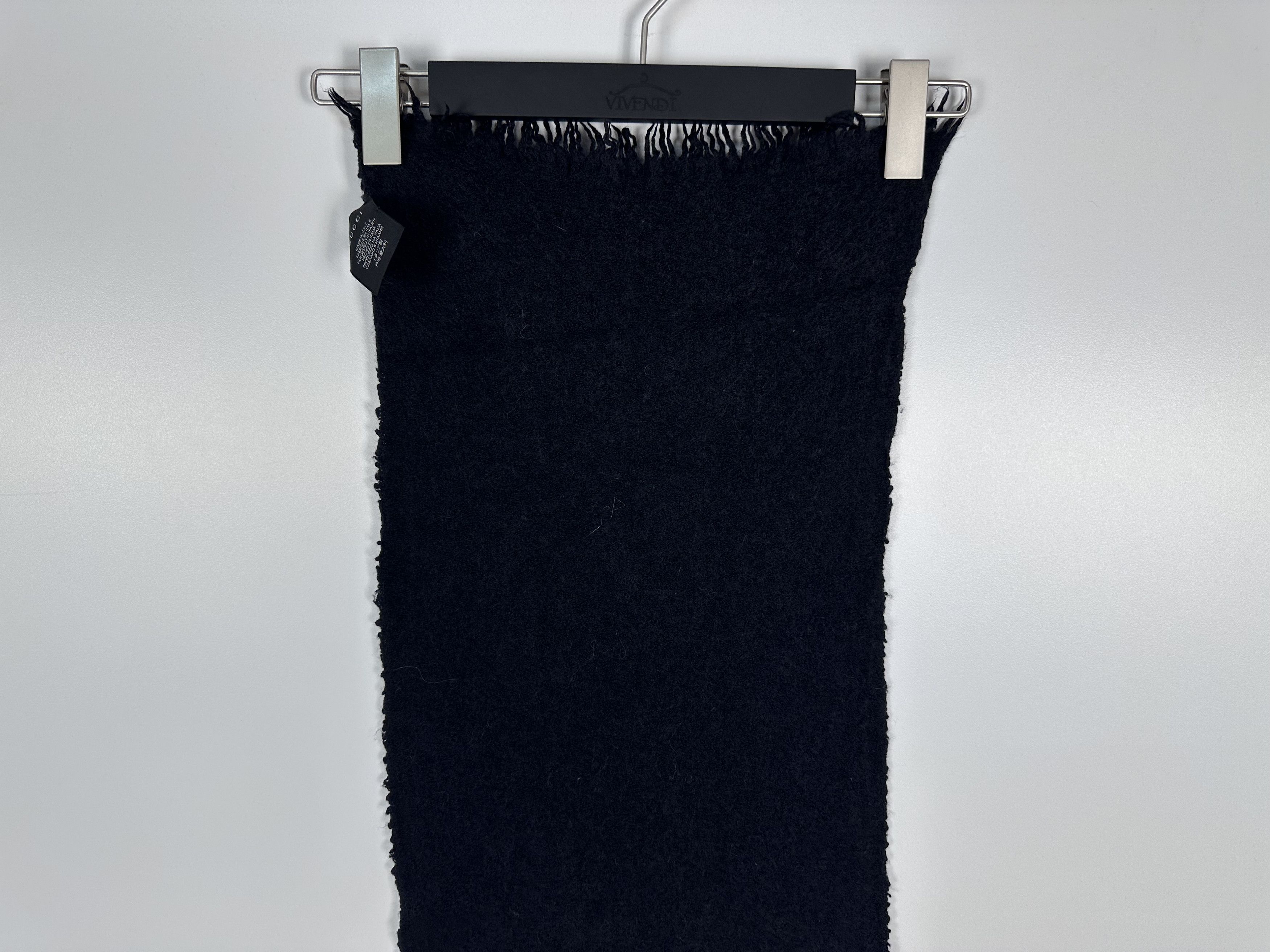 Grailed × Gucci GUCCI LOGO WOOL BLACK SCARF Size ONE SIZE - 3 Thumbnail