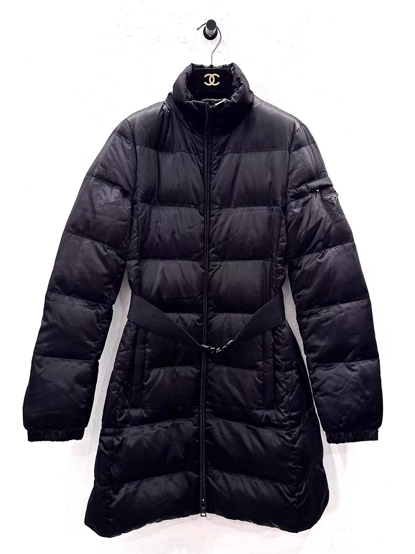 Prada Prada Blk Long Puffer Jacket Side Blk/Slv Triangle Logo 38 Size XS / US 0-2 / IT 36-38 - 1 Thumbnail