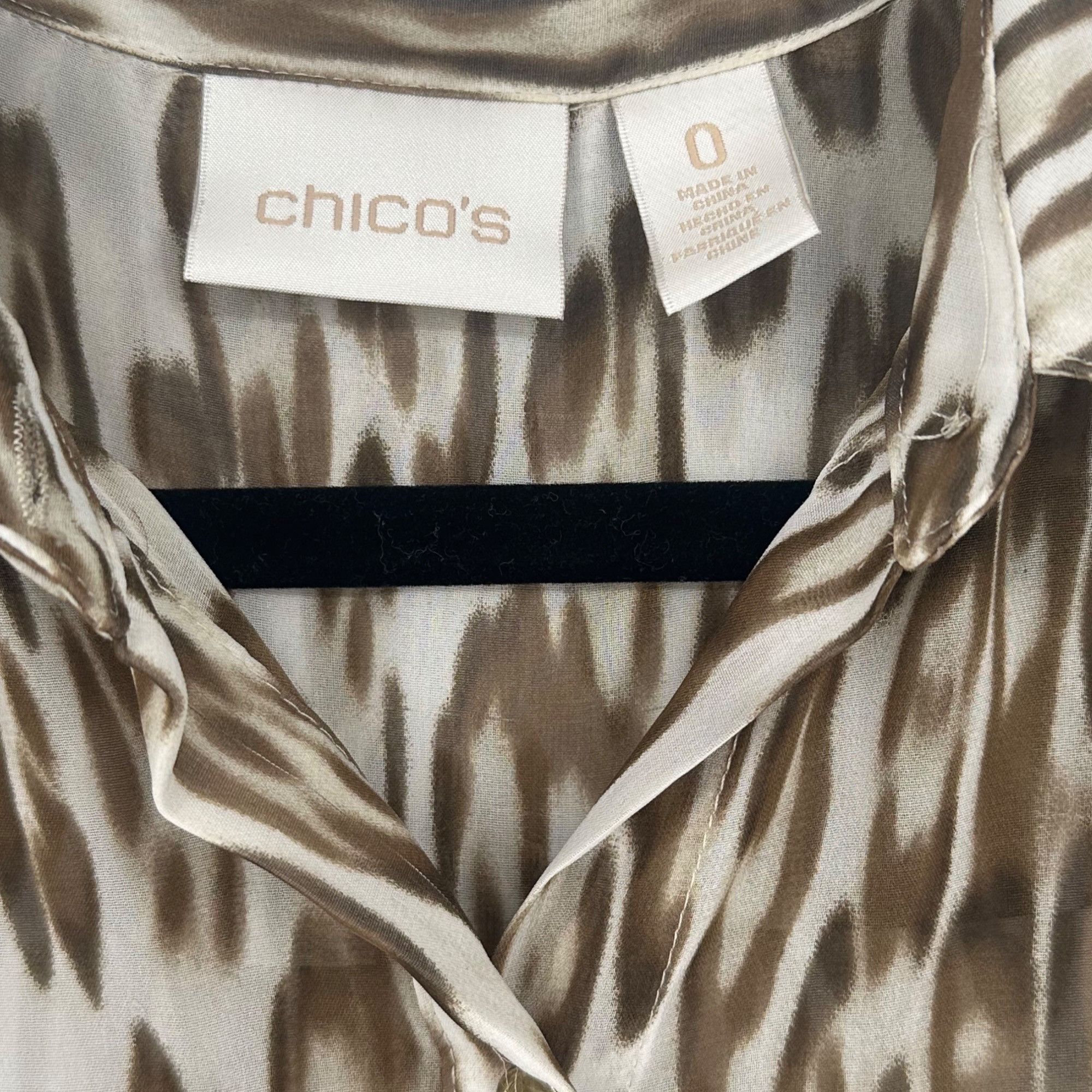 Chicos NWOT Chico’s Sheer Leopard Print Sleeveless Button-Down Tuni Size S / US 4 / IT 40 - 3 Thumbnail