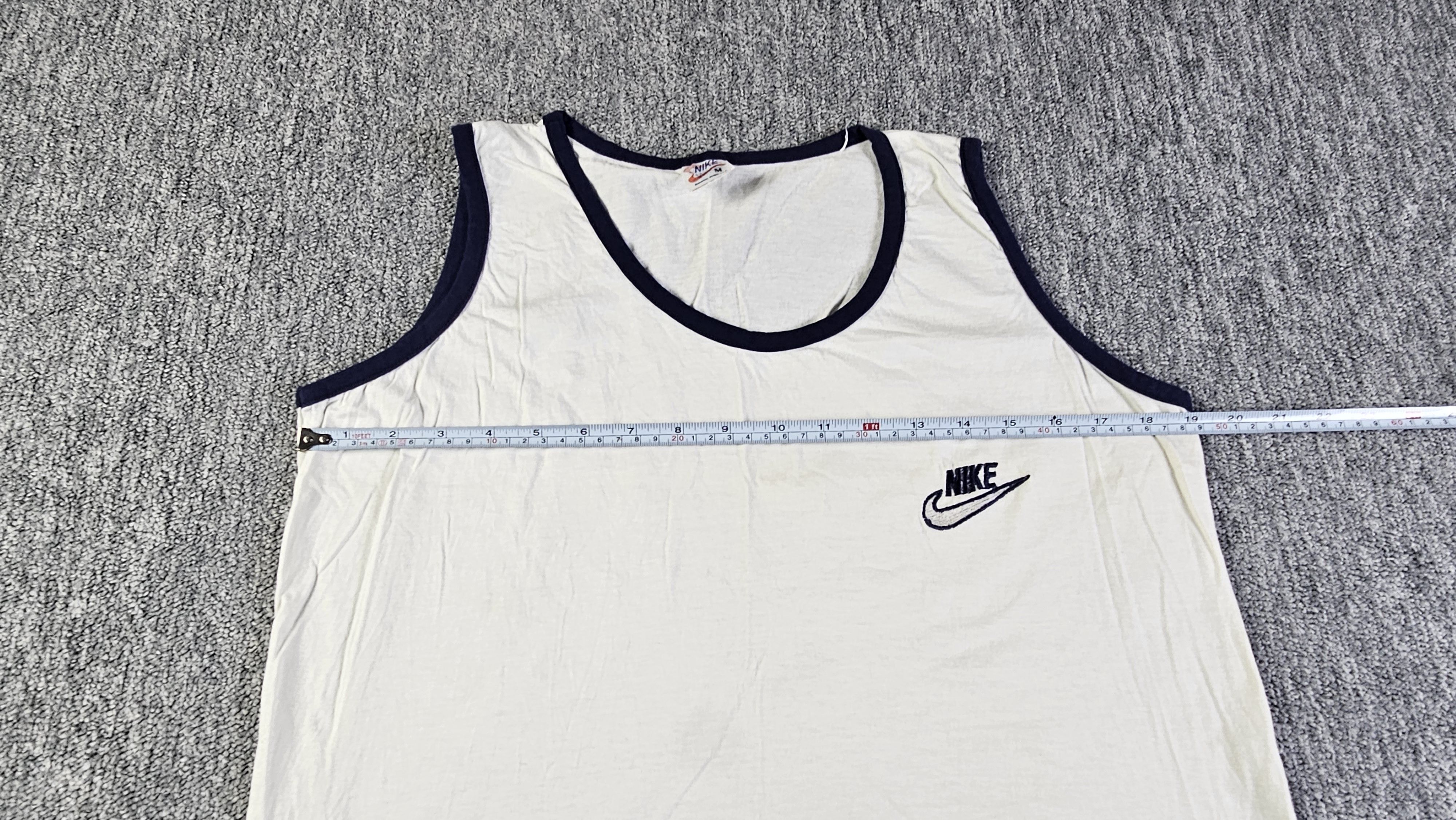 Nike Vintage Nike Big Swoosh Tank Top Singlet White Made in USA M Size US M / EU 48-50 / 2 - 6 Thumbnail