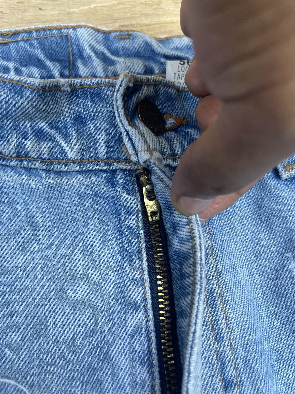 Levi's × Levi's Vintage Clothing 90s Vintage Levis 560 Distressed Denim Cropped Pants Size US 30 / EU 46 - 7 Thumbnail