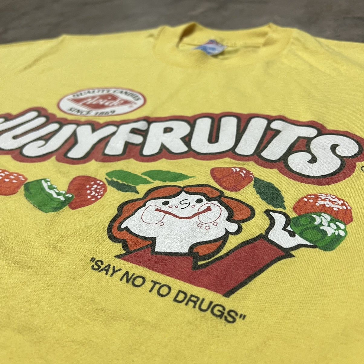 Hypebeast × Vintage Vintage 90’s JujyFruits Candy 🇺🇸 “Say No To Drugs” T-Shirt Size US M / EU 48-50 / 2 - 4 Thumbnail