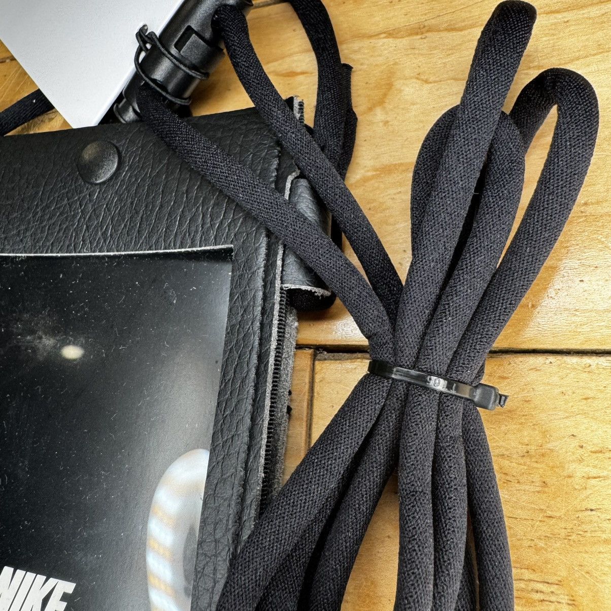 Nike Nike Premium Phone Crossbody Bag Black Tech Touch Window Size ONE SIZE - 7 Thumbnail