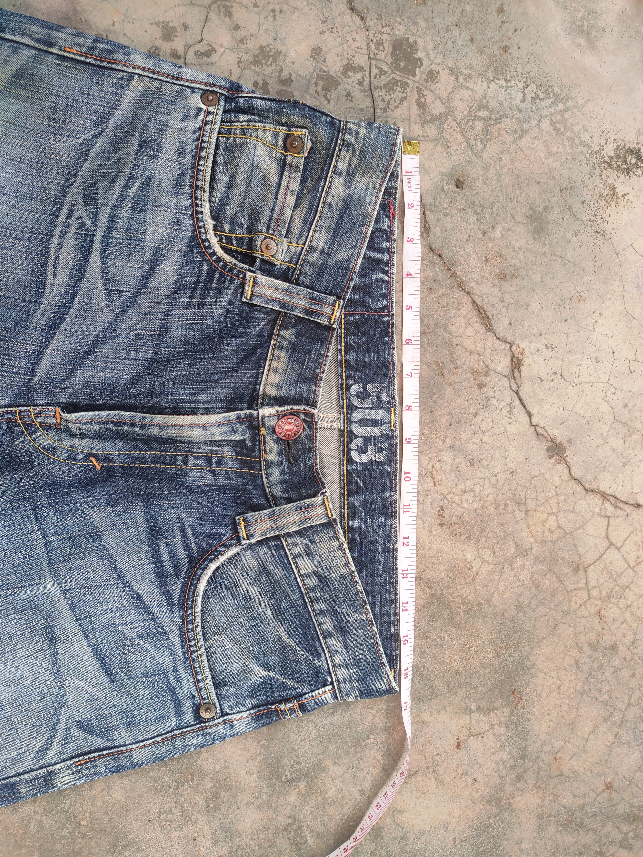 Edwin VINTAGE EDWIN BLUE TRIP FADED DISTRESSED DENIM JEAN PANTS Size US 33 - 5 Thumbnail