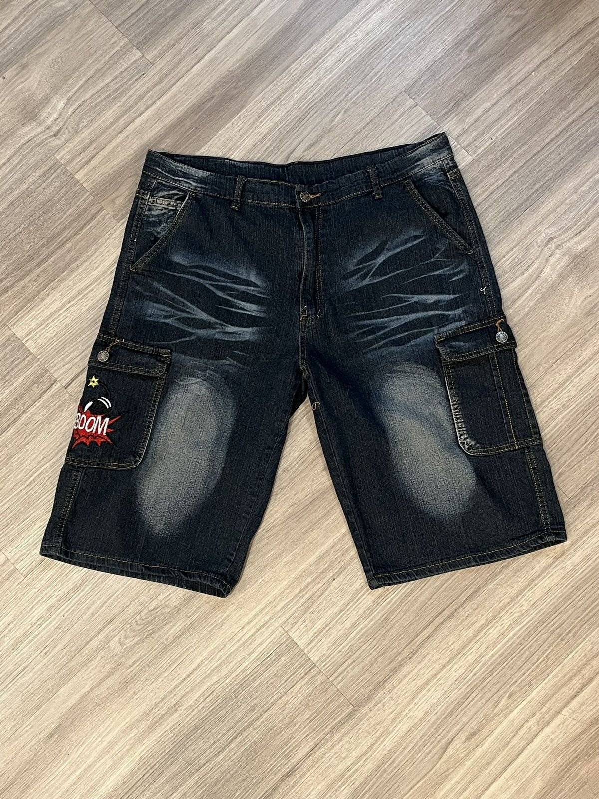 Japanese Brand Vintage Y2K Japanese Brand Denim Shorts Size US 36 / EU 52 - 1 Thumbnail