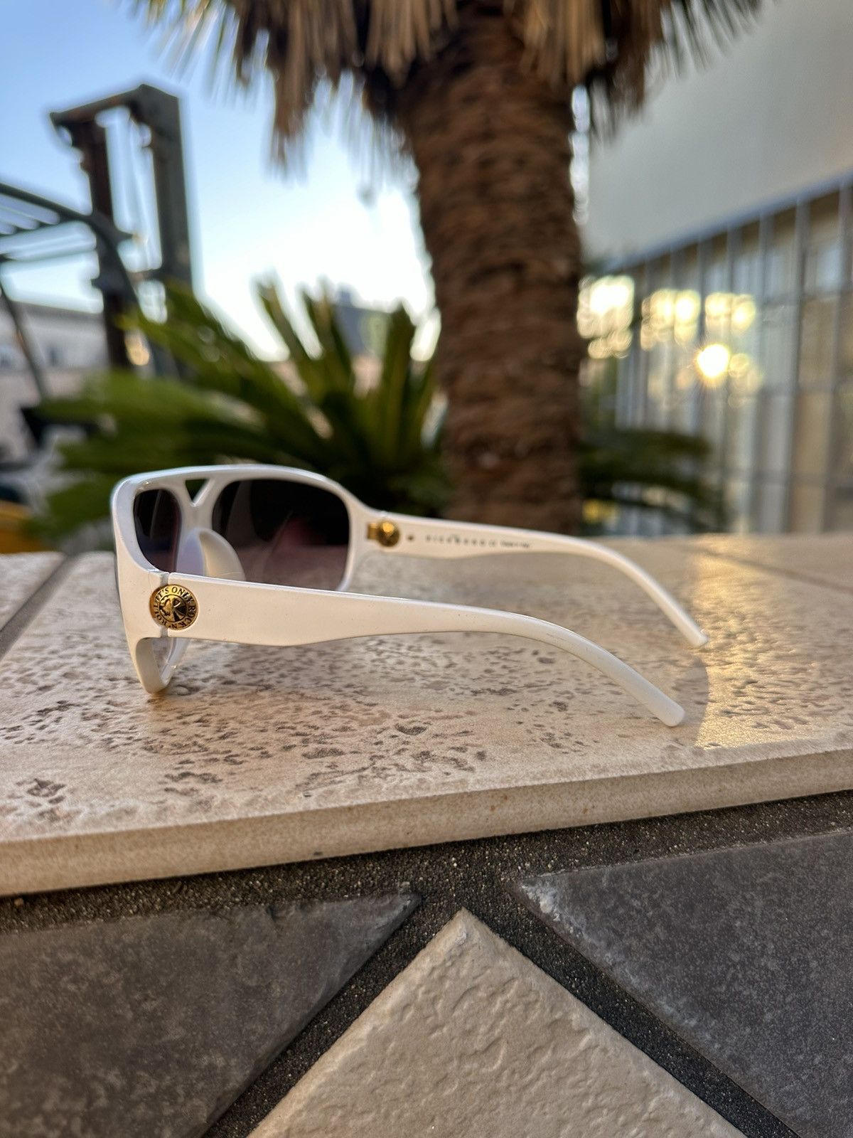 John Richmond John Richmond Sunglasses mod. JR659 col. 02 Size ONE SIZE - 3 Thumbnail