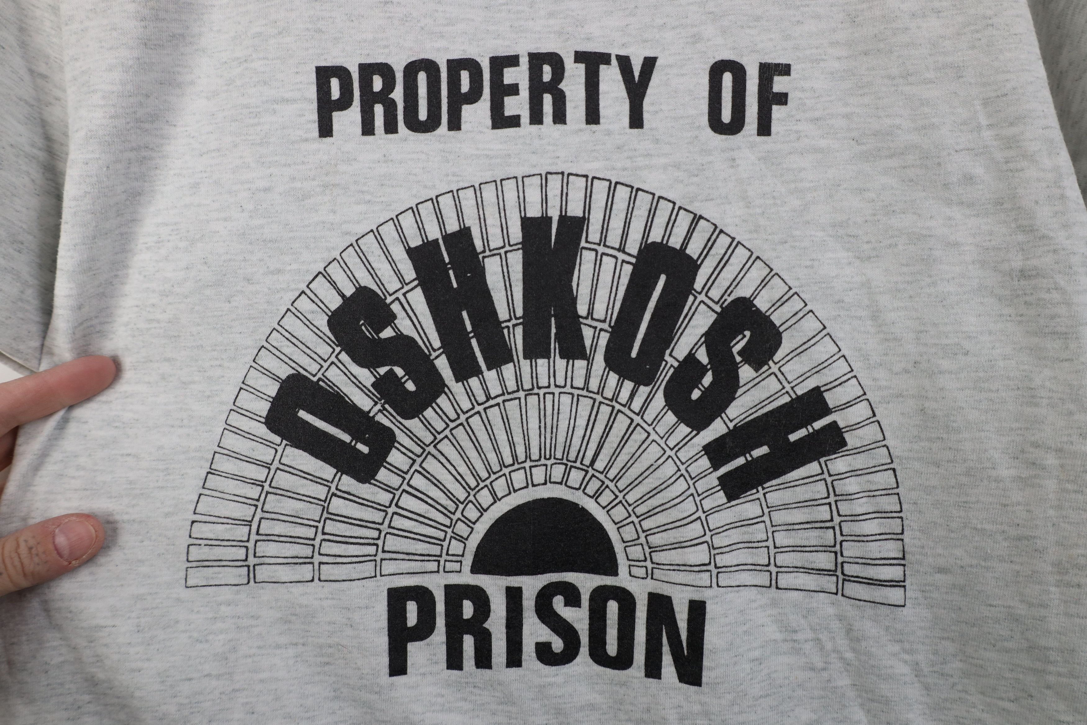 Vintage Vintage 90s Property of OshKosh Prison T-Shirt Gray USA Size US M / EU 48-50 / 2 - 4 Thumbnail