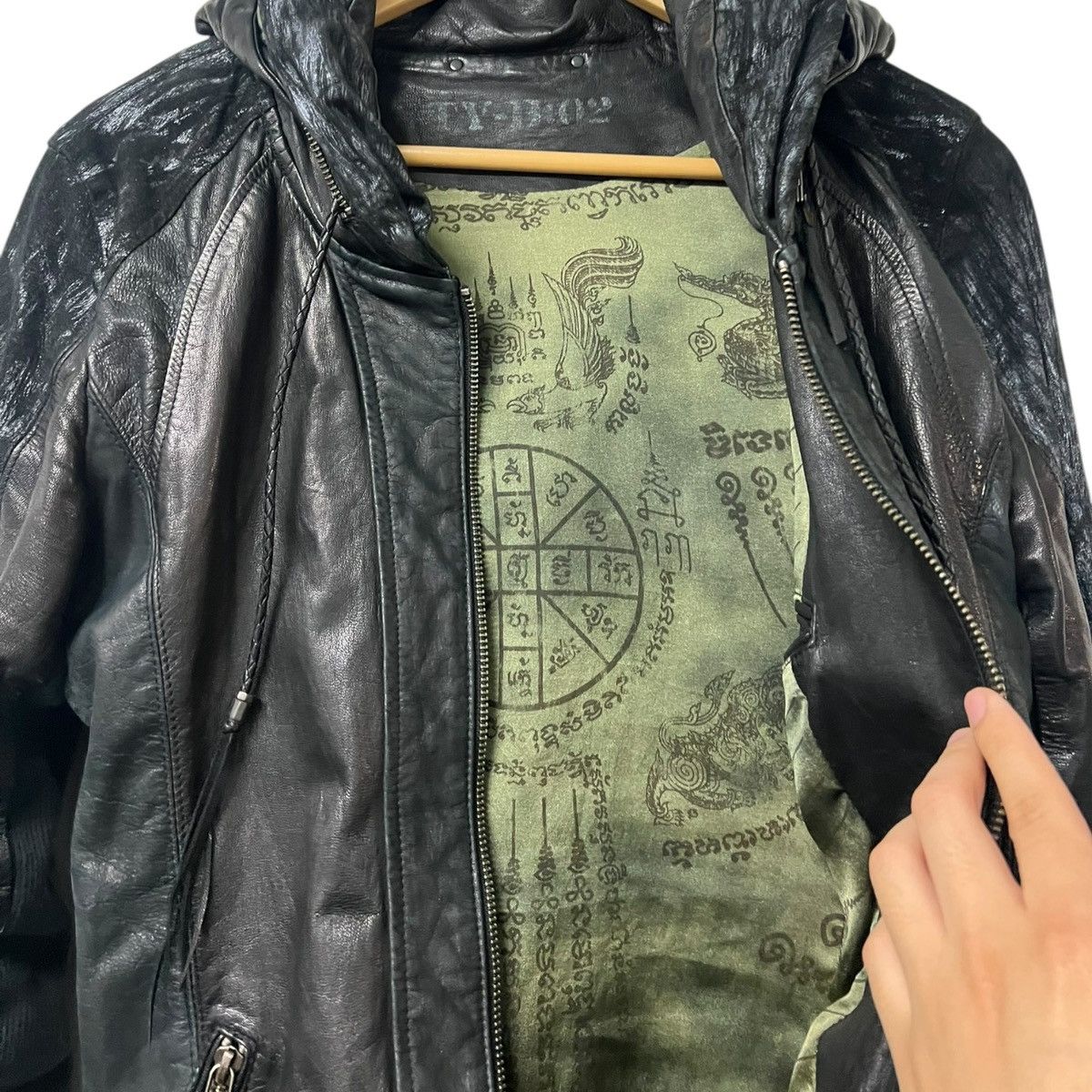 14th Addiction 14th addiction leather hood jacket Size US M / EU 48-50 / 2 - 4 Thumbnail