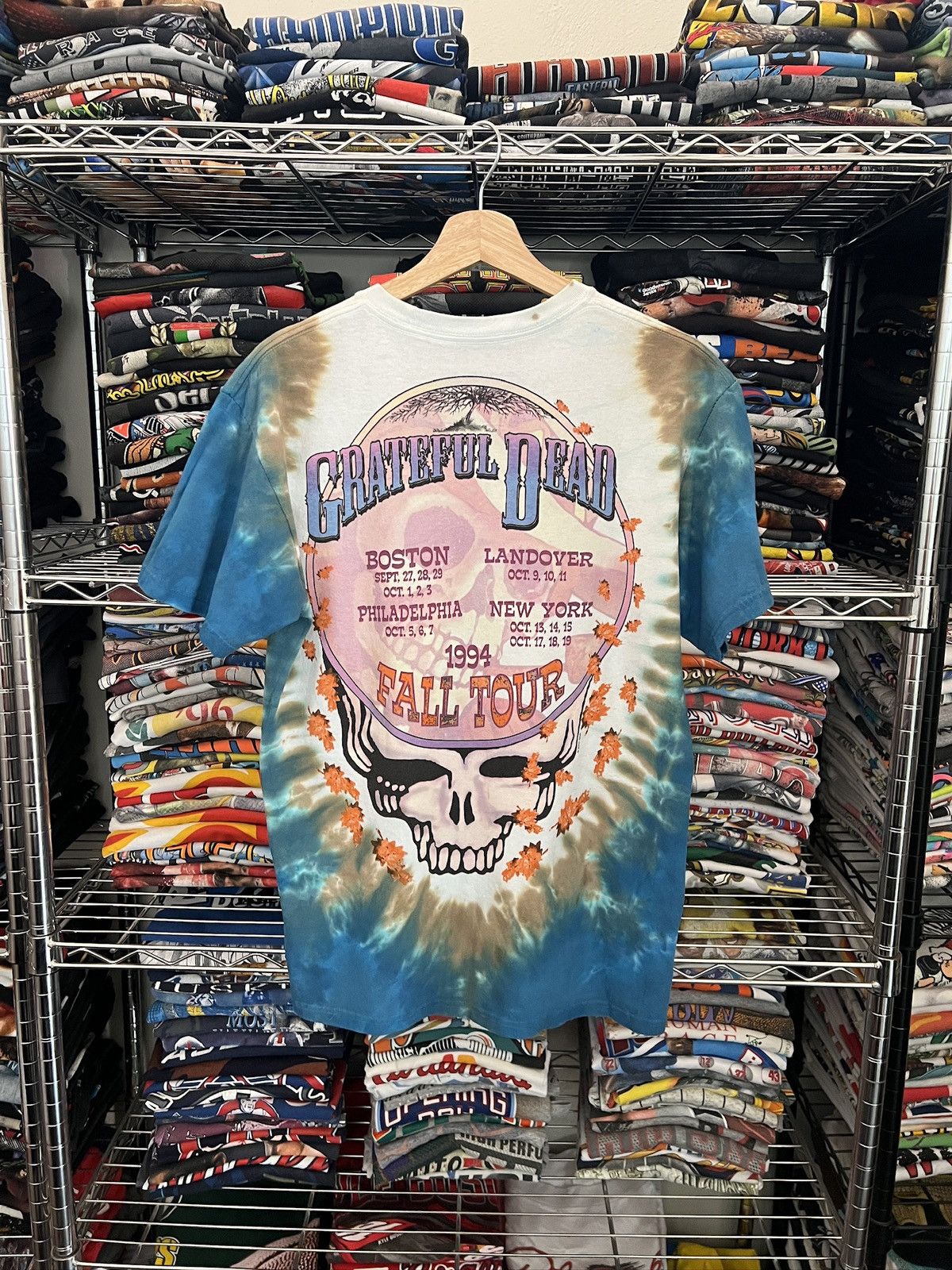 Liquid Blue 2000 Grateful Dead Fall Tour Skull Tie Dye Band Tee Size US M / EU 48-50 / 2 - 2 Thumbnail