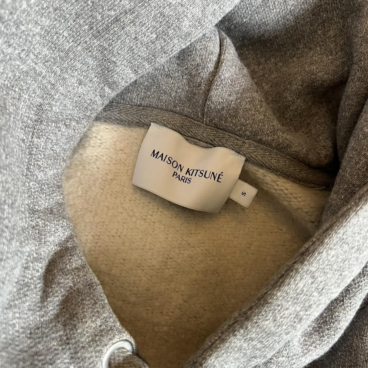 Maison Kitsune MAISON KITSUNÉ Oversized Sleeveless Hoodie – Light Grey Size US S / EU 44-46 / 1 - 8 Thumbnail