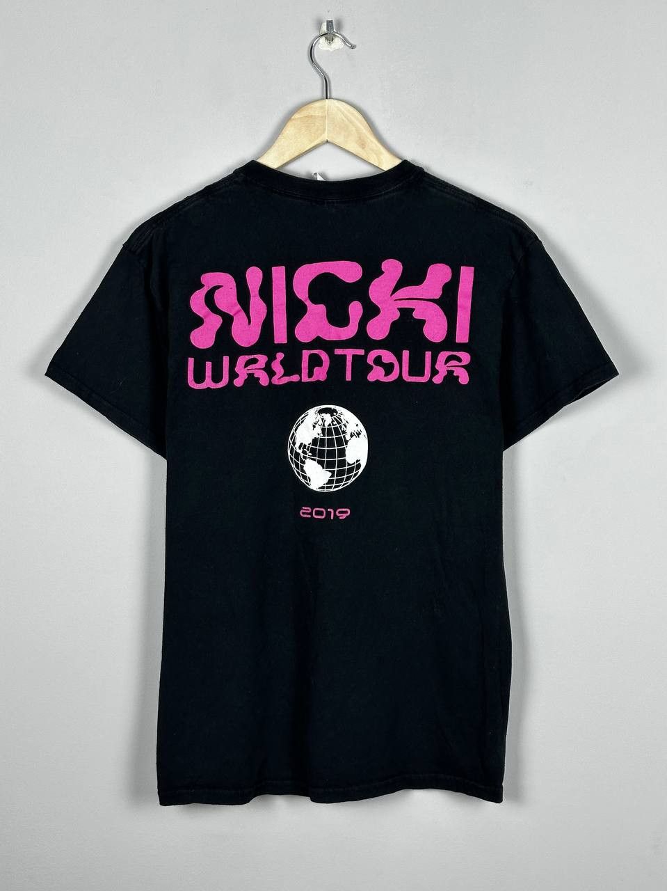 Band Tees Nicki minaj World Tour 2019 concert t shirt big log print Size M / US 6-8 / IT 42-44 - 6 Thumbnail