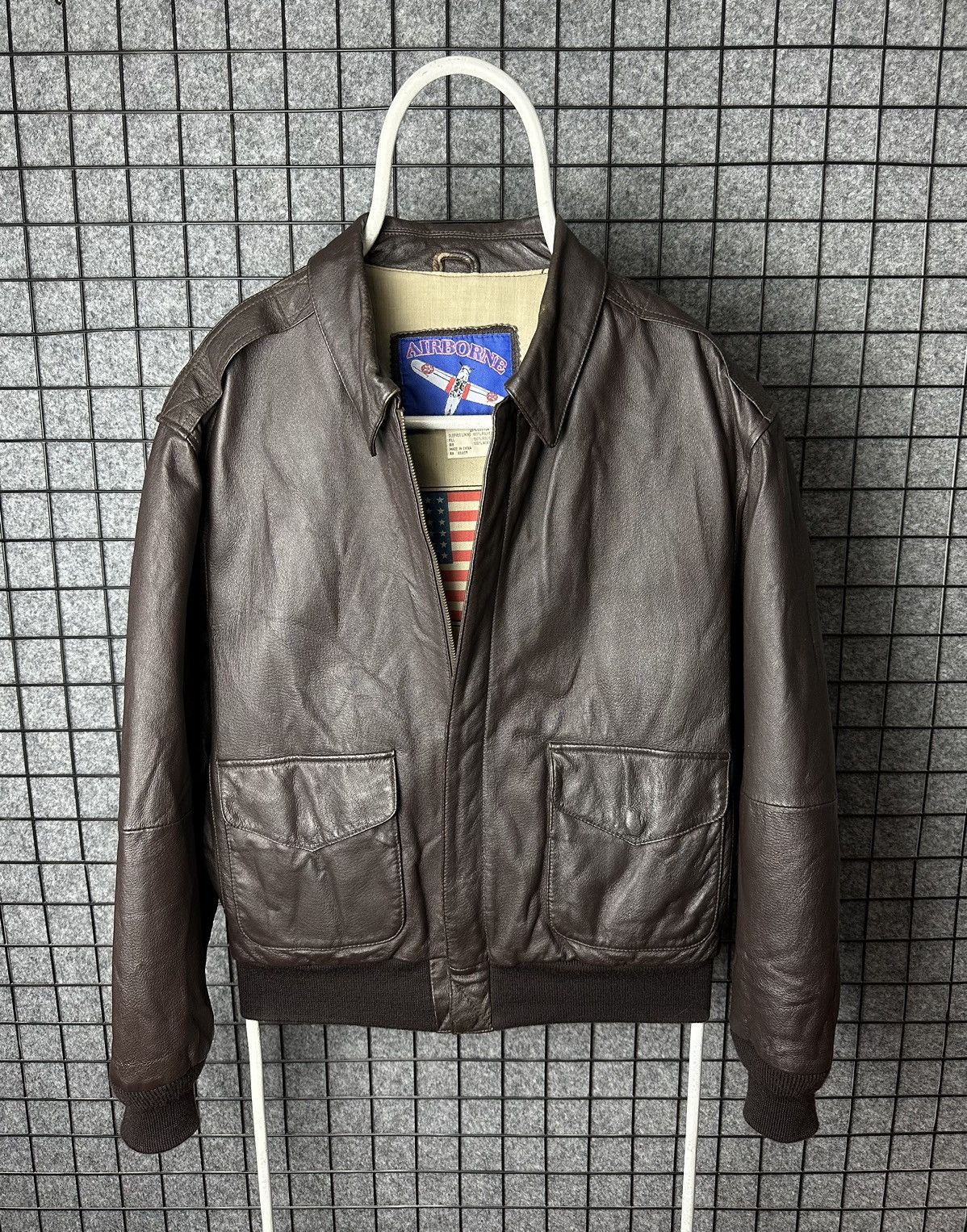 Vintage Airborne Vintage Leather Flight Bomber Jacket Size S Size US S / EU 44-46 / 1 - 4 Thumbnail