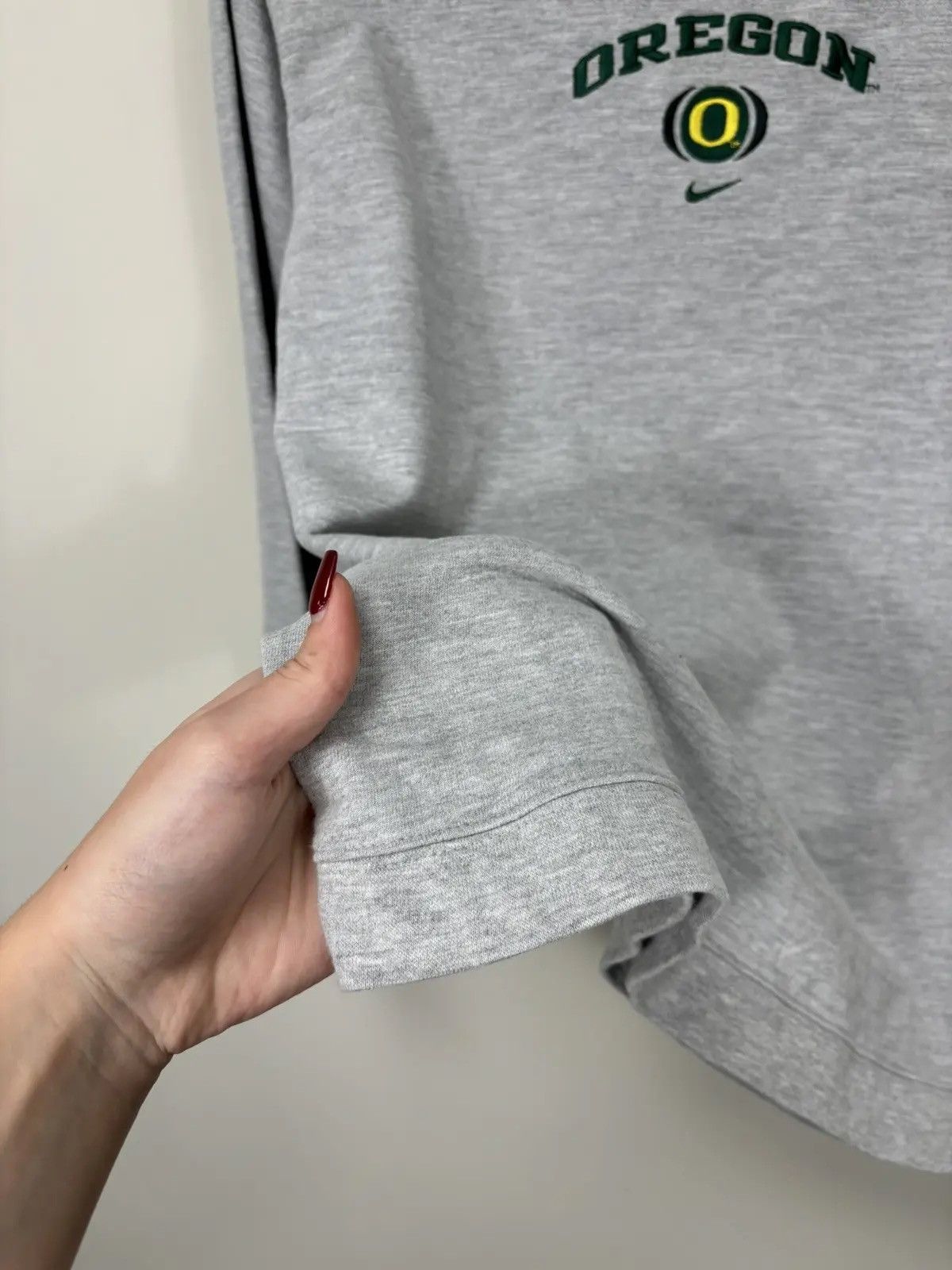 Nike × Vintage Vintage 90s Nike Oregon Big Embroidered Logo Gray Sweatshirt Size US S / EU 44-46 / 1 - 5 Thumbnail