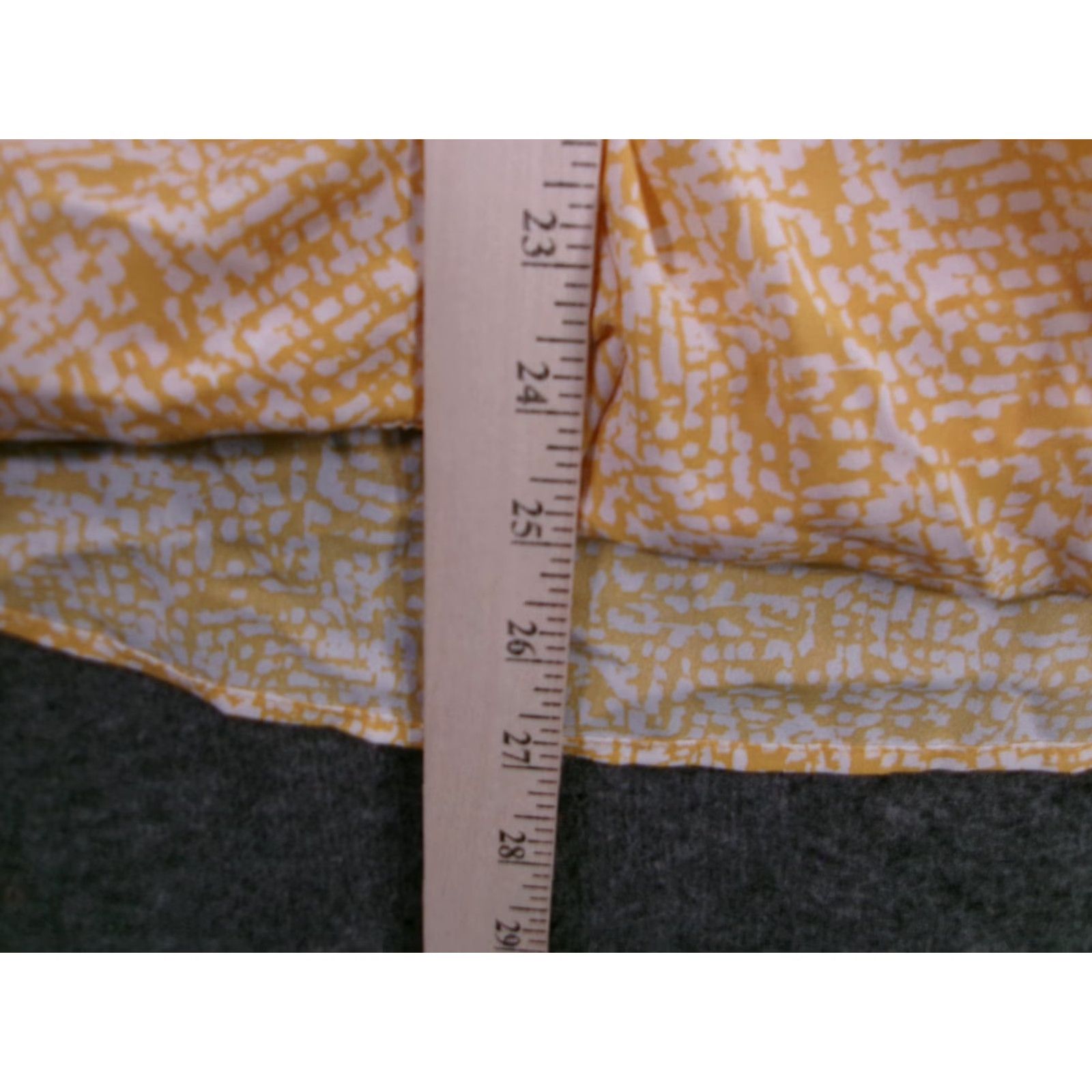 Vintage Les Serein Blouse Womens XL Yellow Surplice Wrap Front Cap Sleeve Polyester Abstract Print V-Neck Pullover Draped Wrap Casual Size XL / US 12-14 / IT 48-50 - 5 Thumbnail