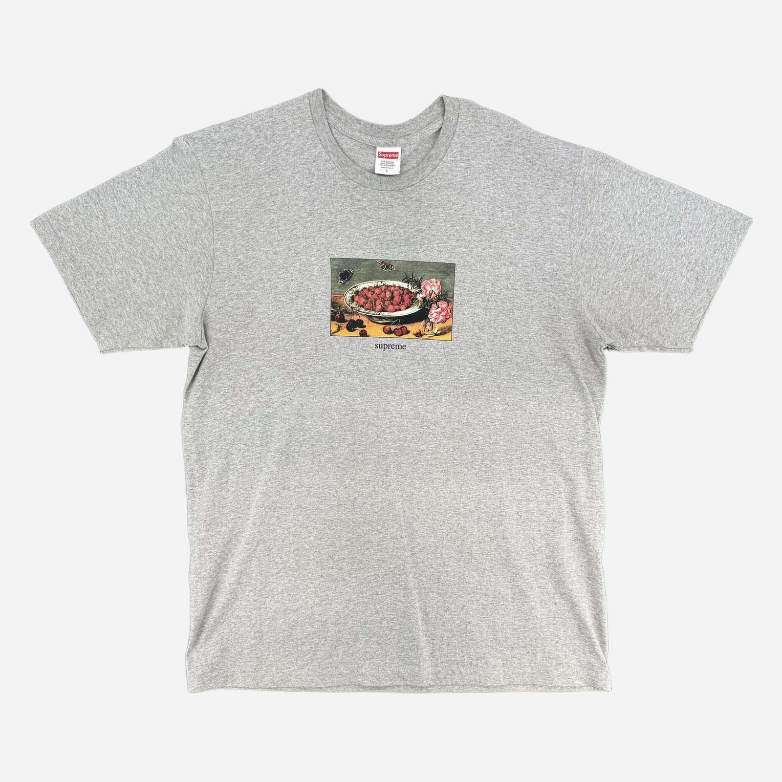 Supreme Supreme Strawberries Tee L Used Size US L / EU 52-54 / 3 - 1 Thumbnail