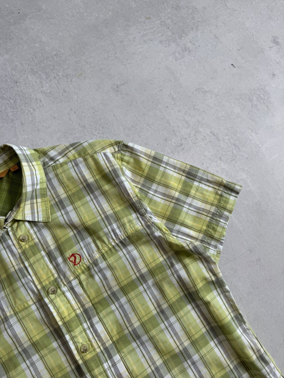 Fjallraven Fjällräven Short Sleeve Men’s Lightweight Outdoor Shirt Size US L / EU 52-54 / 3 - 5 Thumbnail