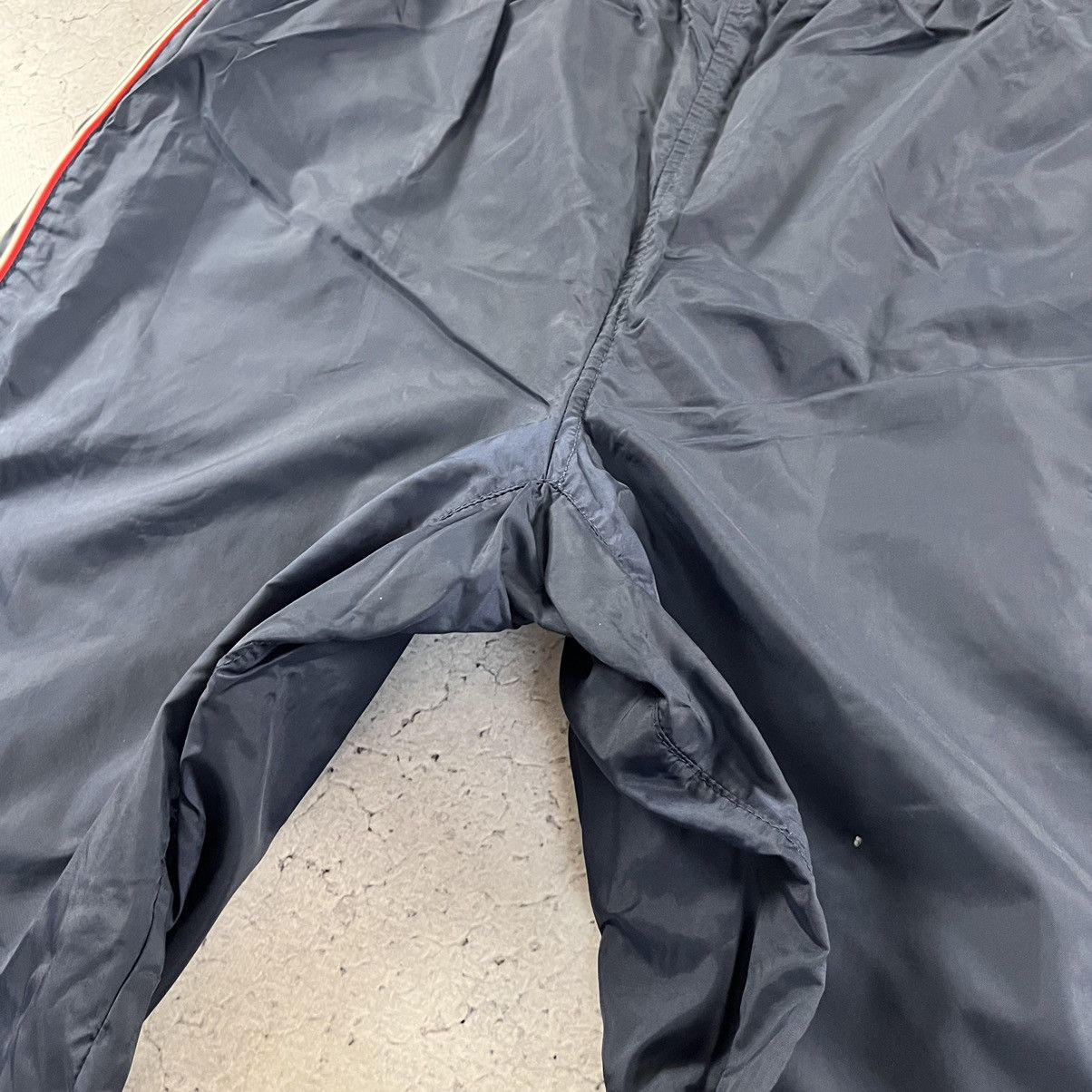 Nike × Vintage Nike Vintage Track Pants Nylon Y2K Drill Streetwear Swoosh Size US 34 / EU 50 - 13 Thumbnail